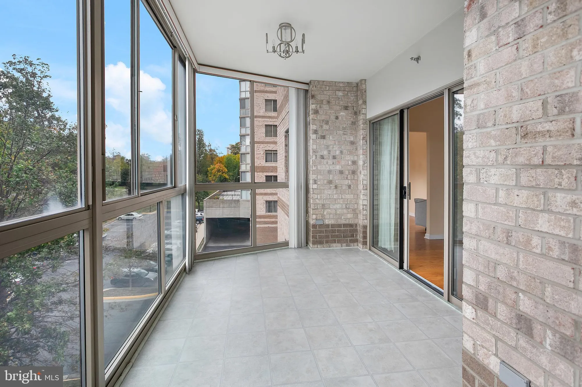 Property Slideshow image 31 of 62 | 19375 cypress ridge ter unit 418, Leesburg, VA, 20176