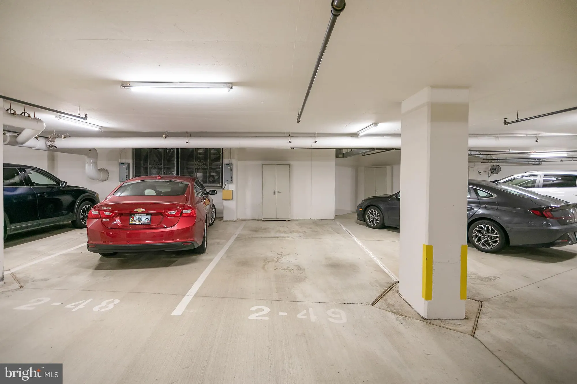 Property Slideshow image 33 of 62 | 19375 cypress ridge ter unit 418, Leesburg, VA, 20176