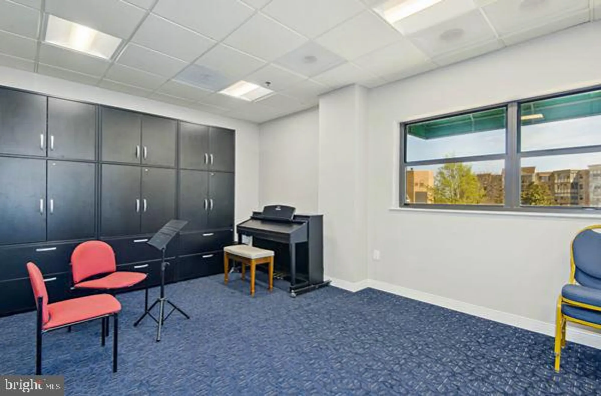 Property Slideshow image 48 of 62 | 19375 cypress ridge ter unit 418, Leesburg, VA, 20176