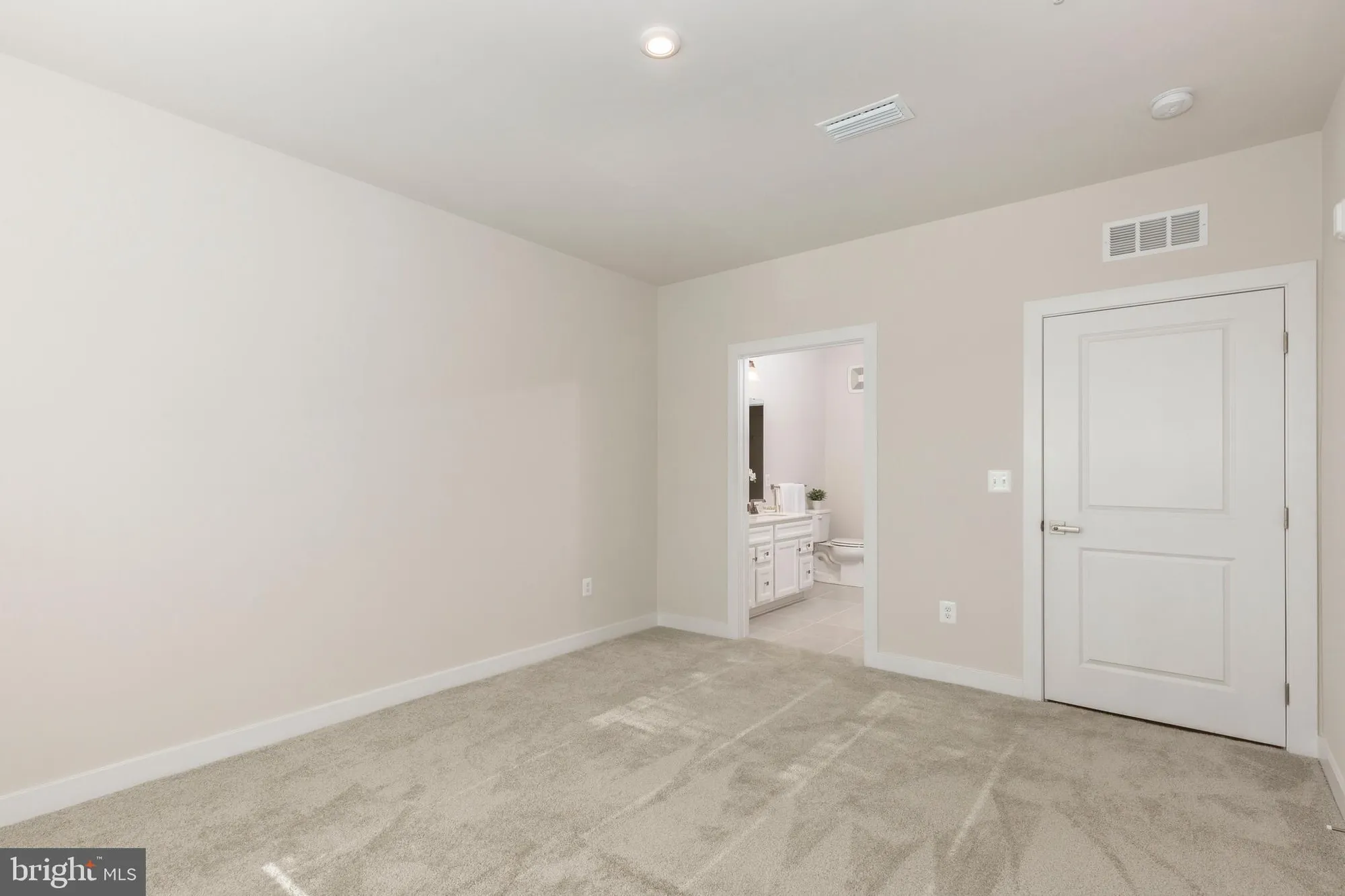 Property Slideshow image 23 of 31 | 40 liberty rd t, Sykesville, MD, 21784