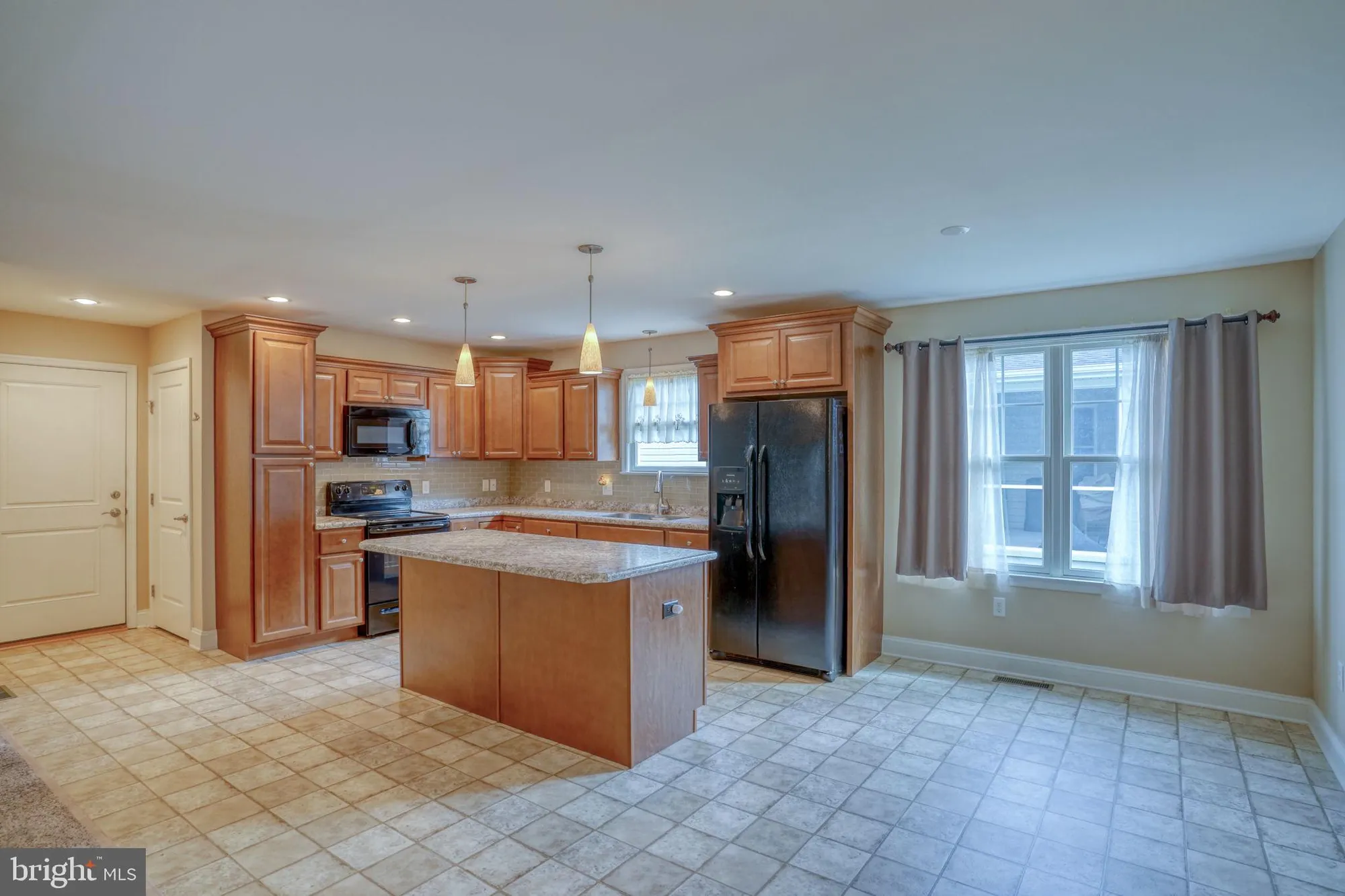 Property Slideshow image 14 of 39 | 175 claystone dr, Dover, DE, 19901