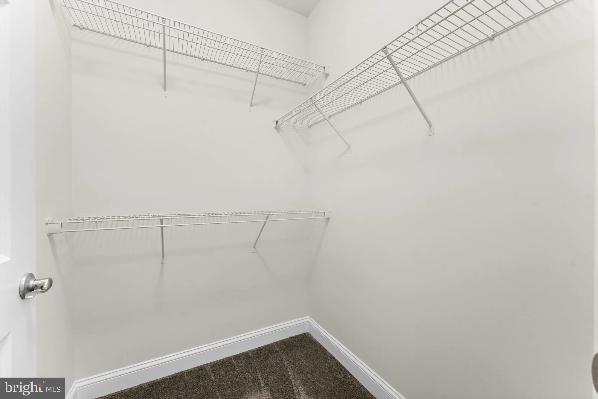 Property Slideshow image 34 of 69 | 15201 royal crest dr apt 407, Haymarket, VA, 20169