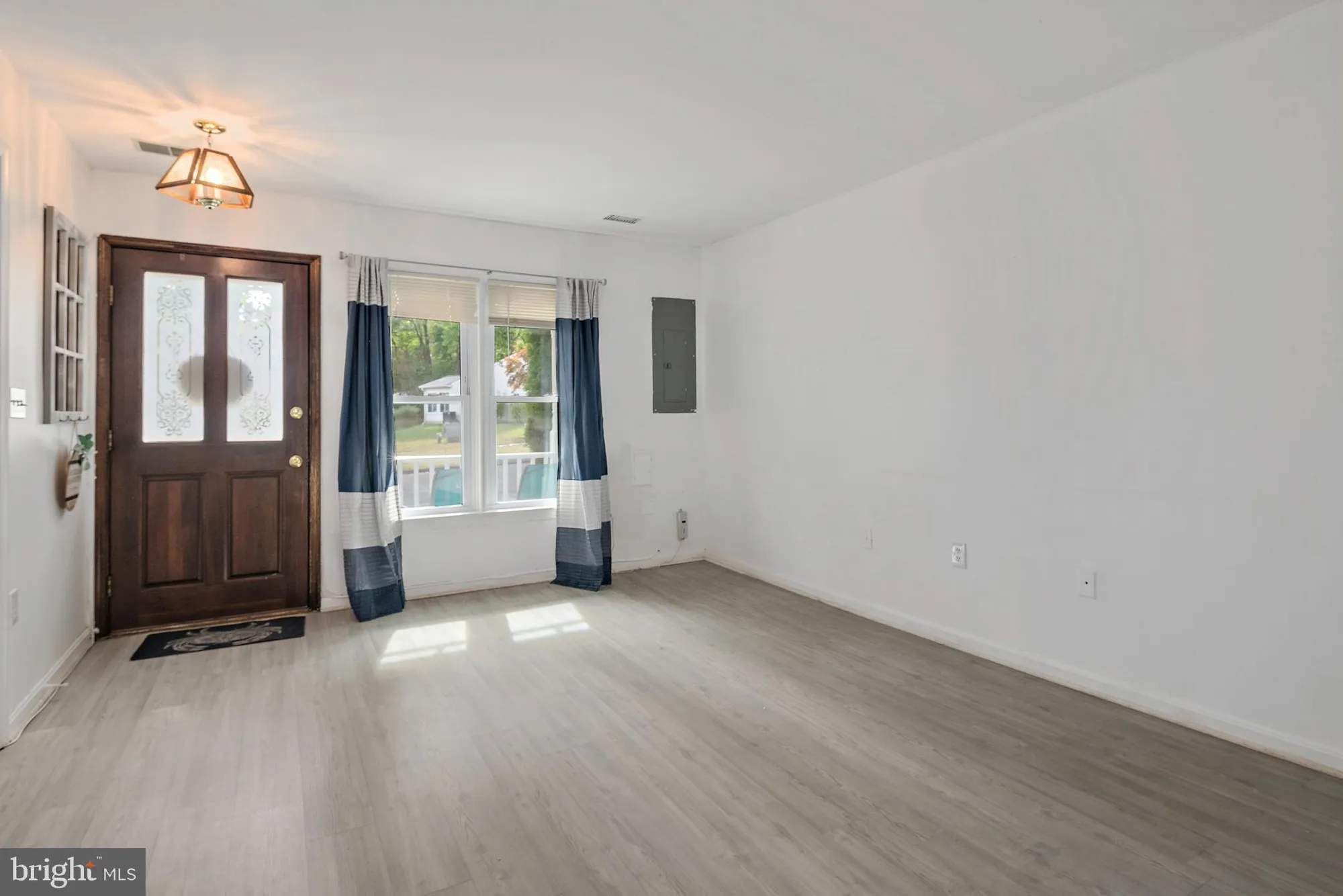 Property Slideshow image 8 of 42 | 932 riversedge cir, Annapolis, MD, 21401