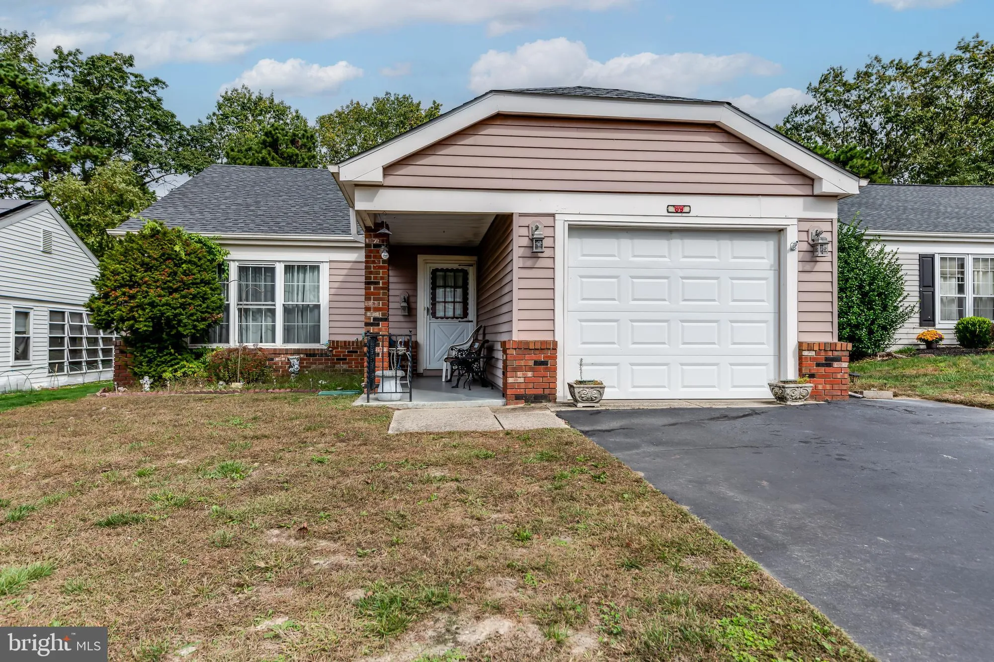 Property Slideshow image 2 of 25 | 69 buckingham dr, Southampton, NJ, 08088