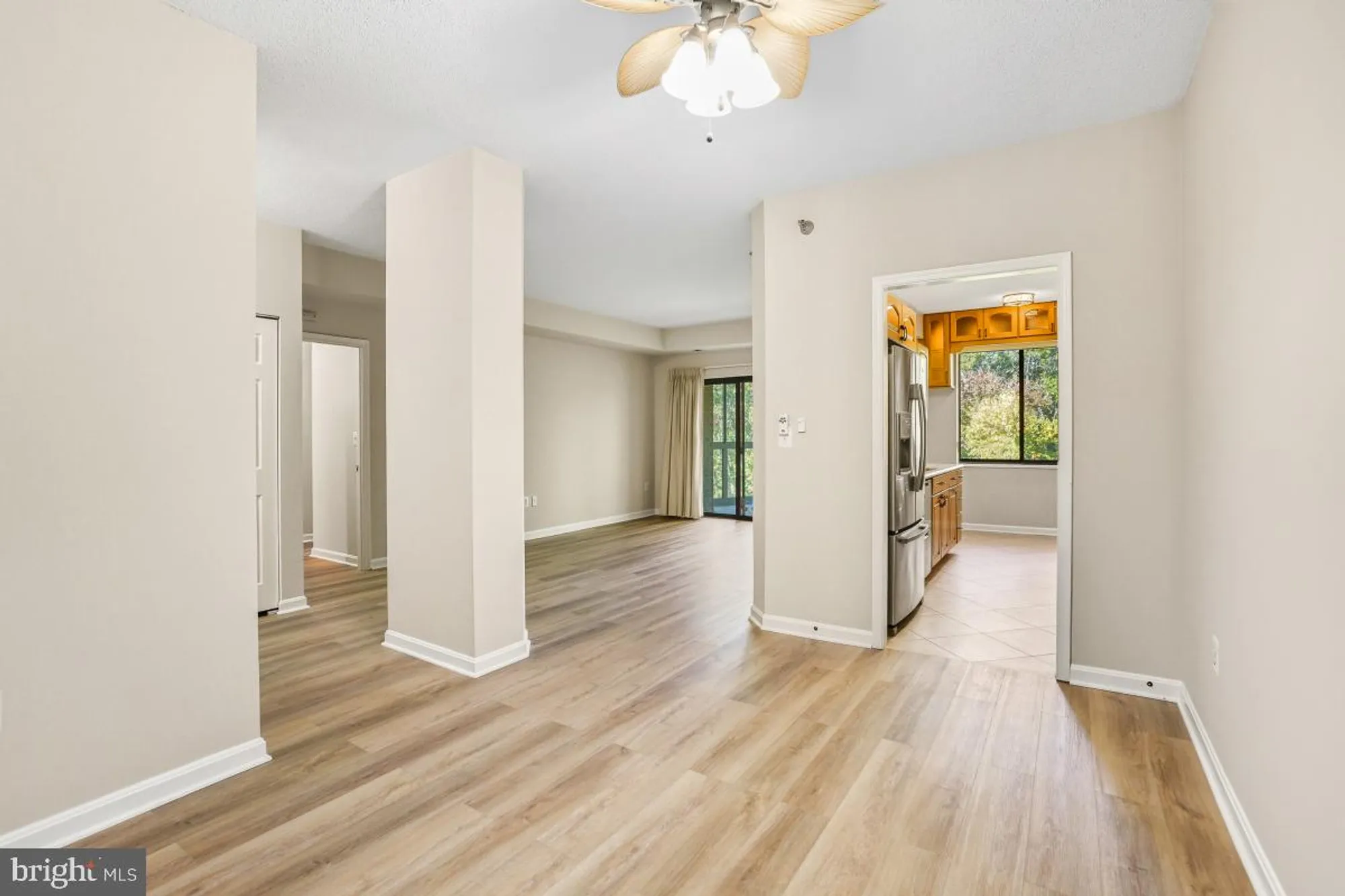 Property Slideshow image 12 of 48 | 2904 n leisure world blvd apt 514, Silver Spring, MD, 20906