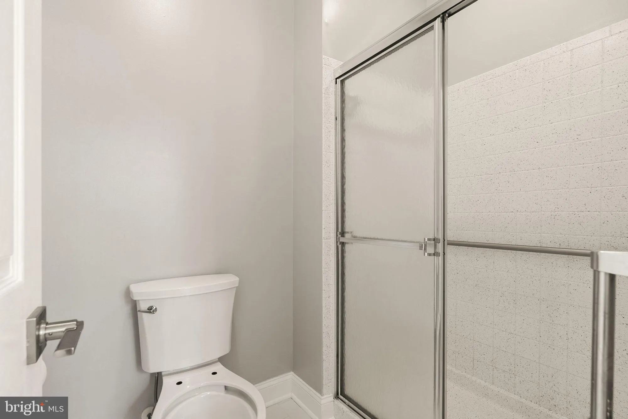 Property Slideshow image 21 of 50 | 17680 glass ridge pl, Gainesville, VA, 20155