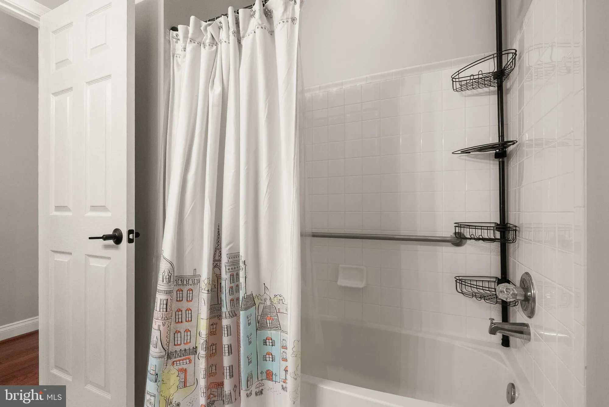 Property Slideshow image 24 of 50 | 17680 glass ridge pl, Gainesville, VA, 20155