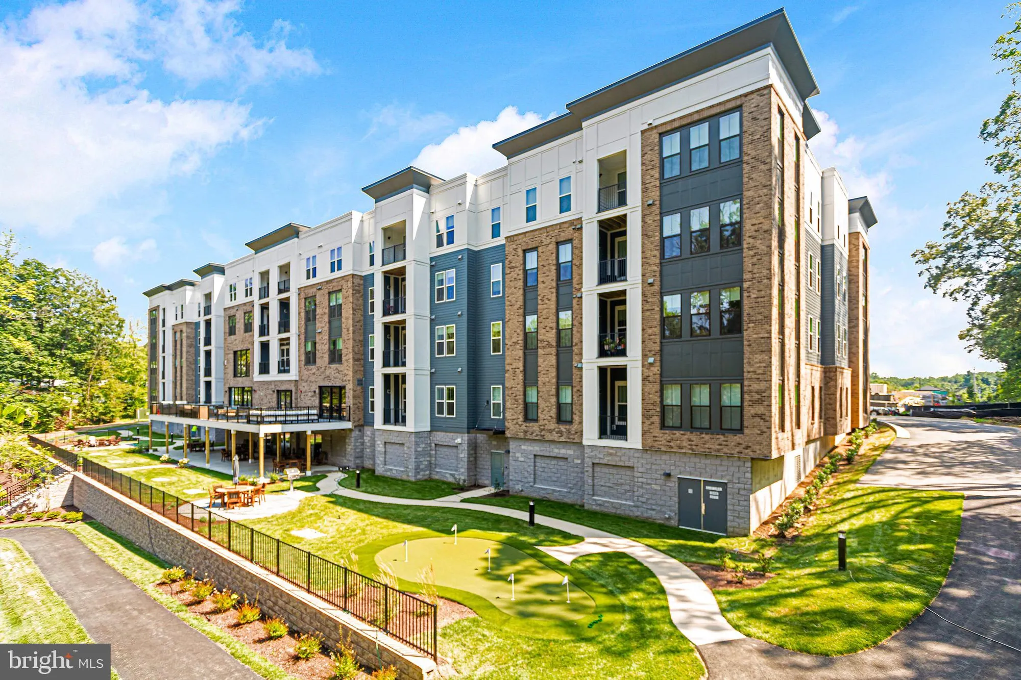 Property Slideshow image 37 of 39 | 78 old mill bottom rd n apt 107, Annapolis, MD, 21409