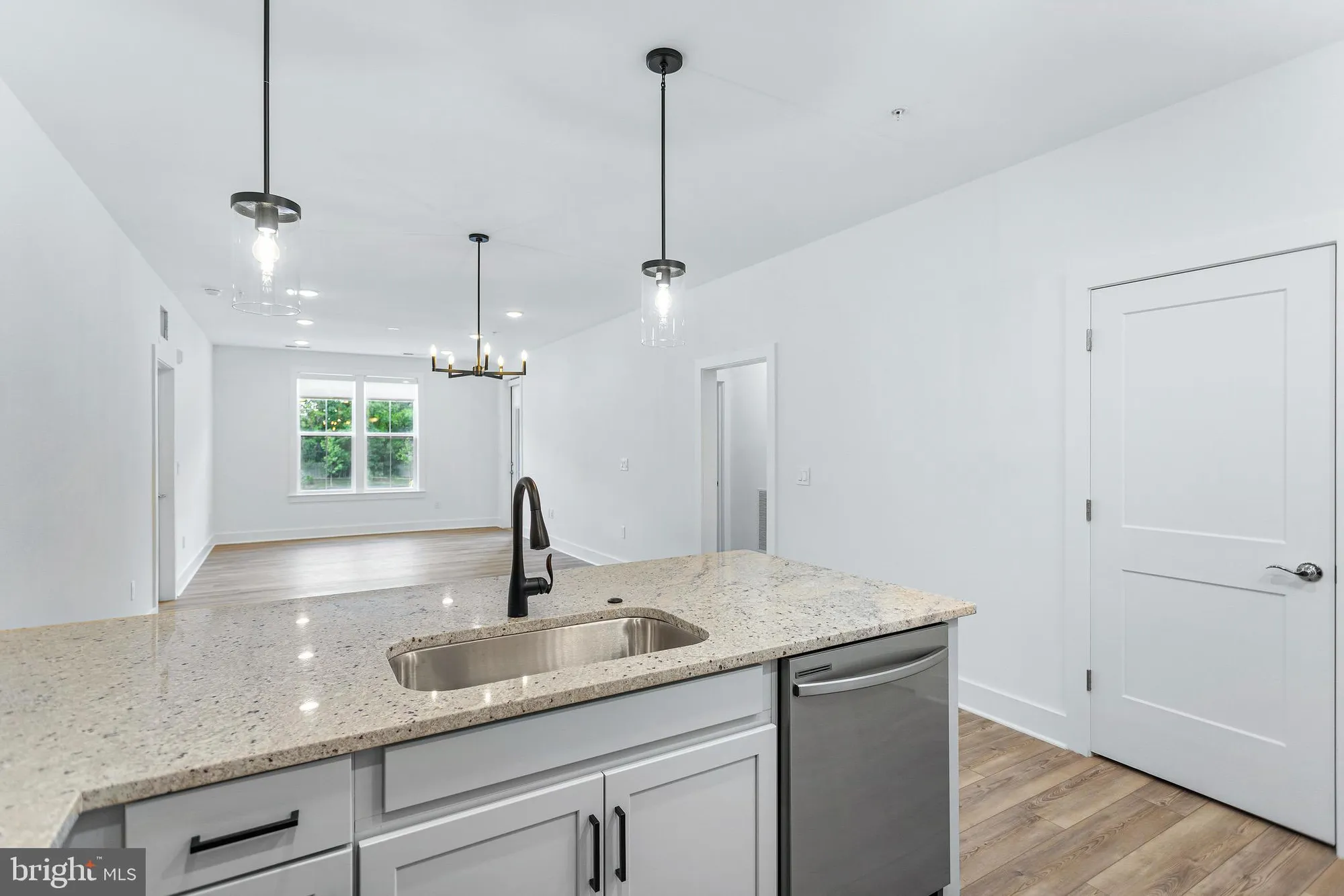 Property Slideshow image 21 of 39 | 78 old mill bottom rd n apt 107, Annapolis, MD, 21409