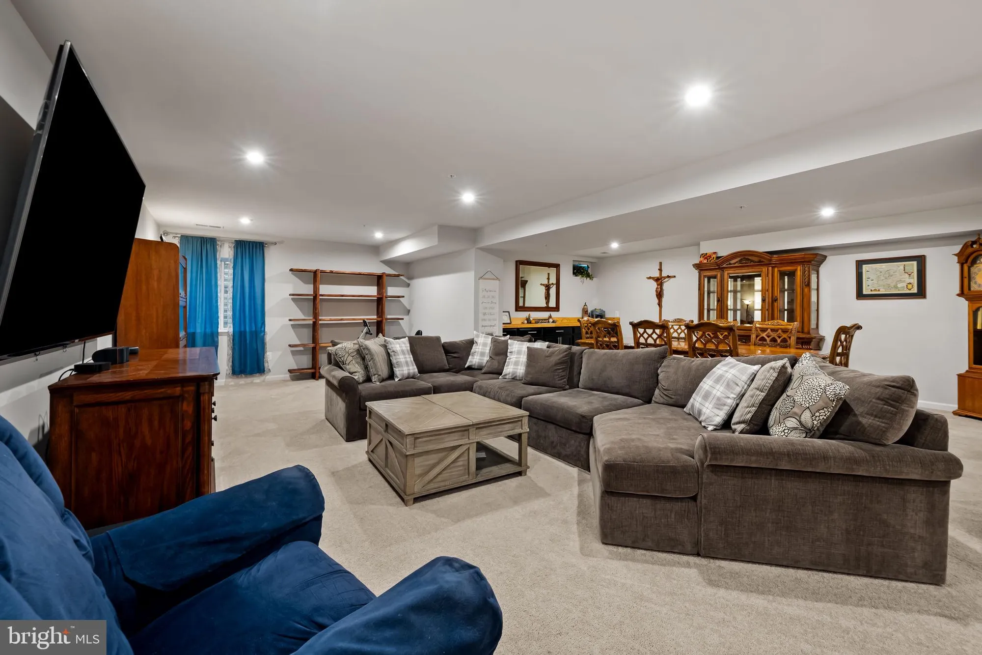 Property Slideshow image 37 of 66 | 7728 pestle ln, Glen Burnie, MD, 21060