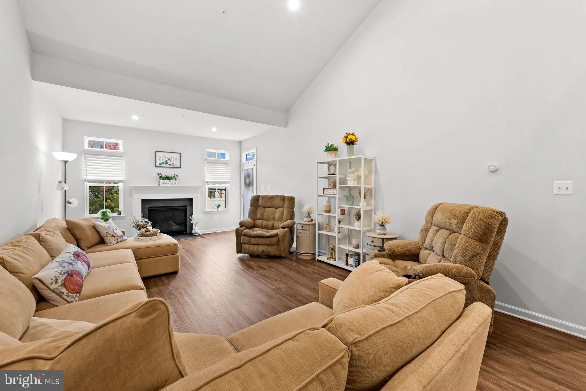 Property Slideshow image 16 of 66 | 7728 pestle ln, Glen Burnie, MD, 21060