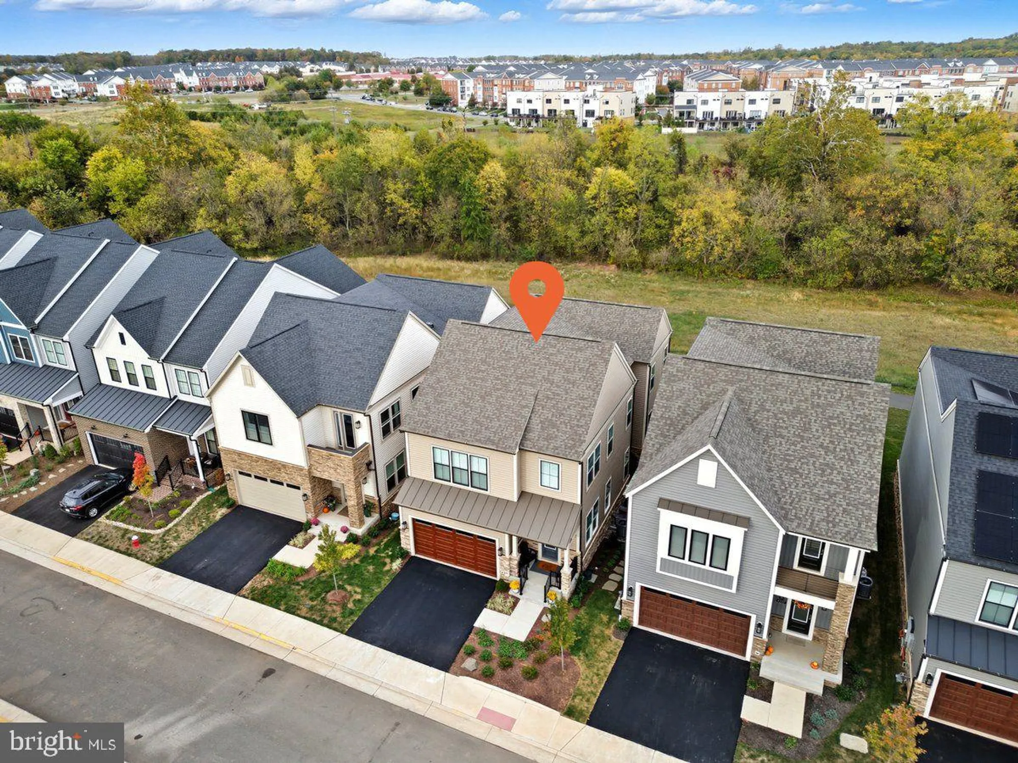 Property Slideshow image 62 of 75 | 43221 greeley sq, Ashburn, VA, 20148