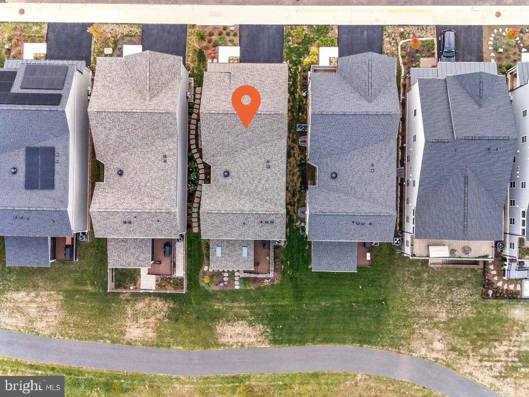 Property Slideshow image 63 of 75 | 43221 greeley sq, Ashburn, VA, 20148