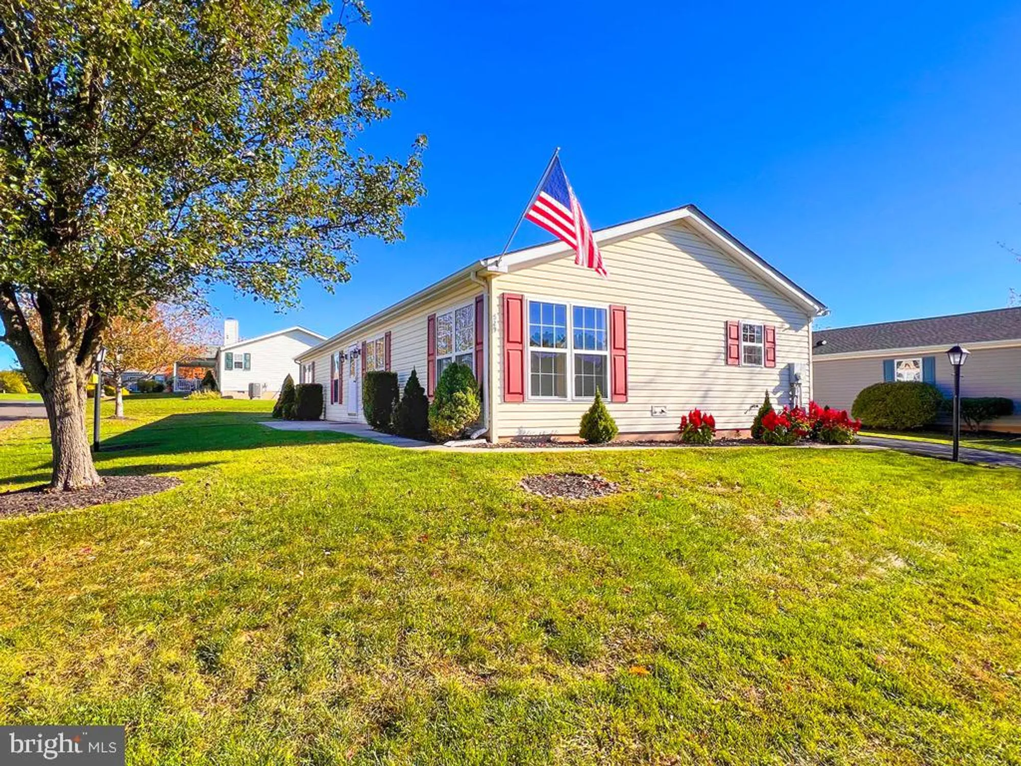 Property Slideshow image 39 of 41 | 529 honeysuckle ct, New Hope, PA, 18938