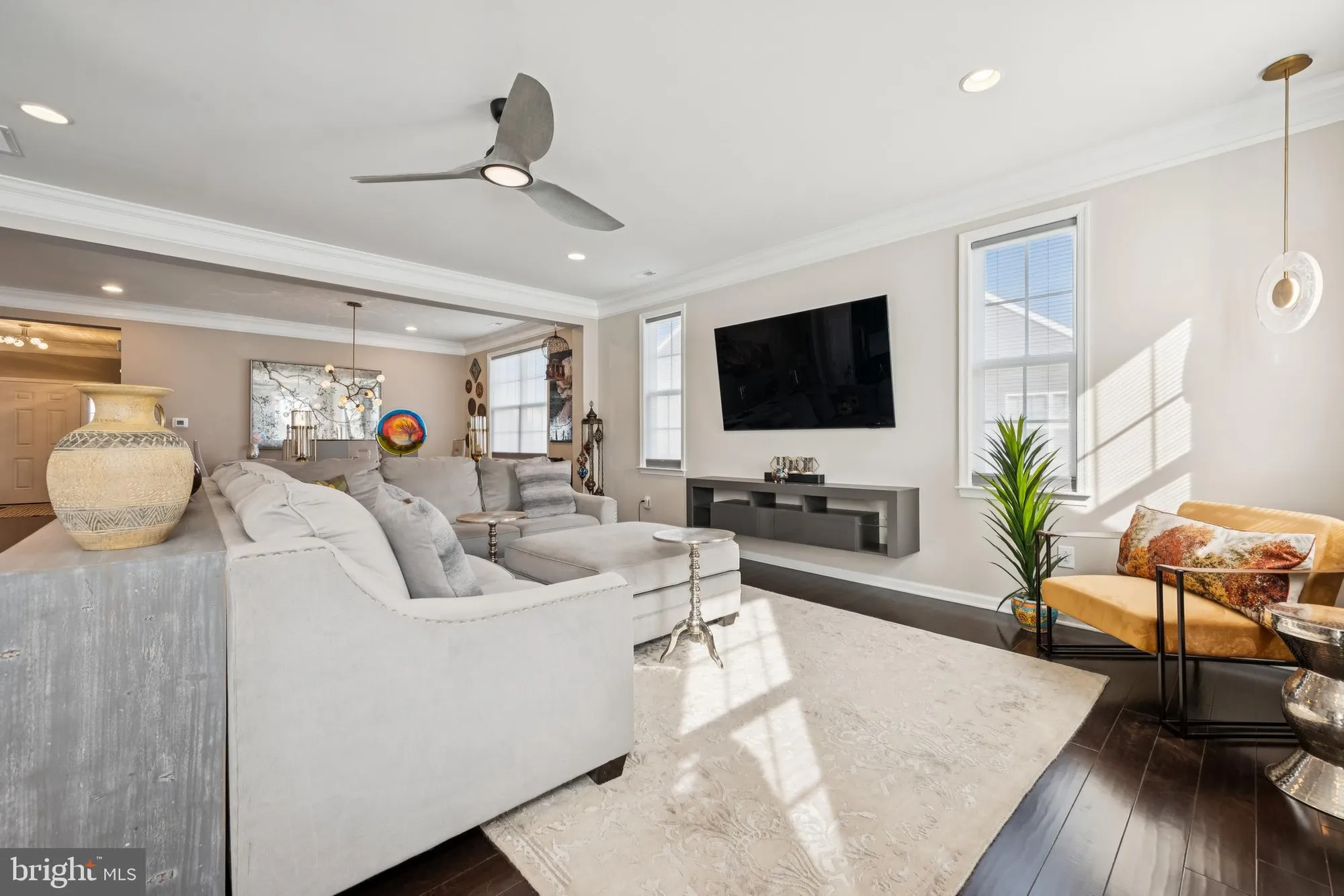 Property Slideshow image 8 of 25 | 212 montrose ln, Williamstown, NJ, 08094