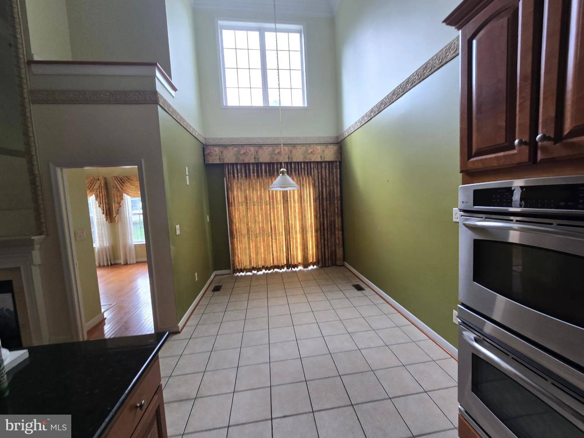 Property Slideshow image 40 of 44 | 8790 sage brush way 19, Columbia, MD, 21045