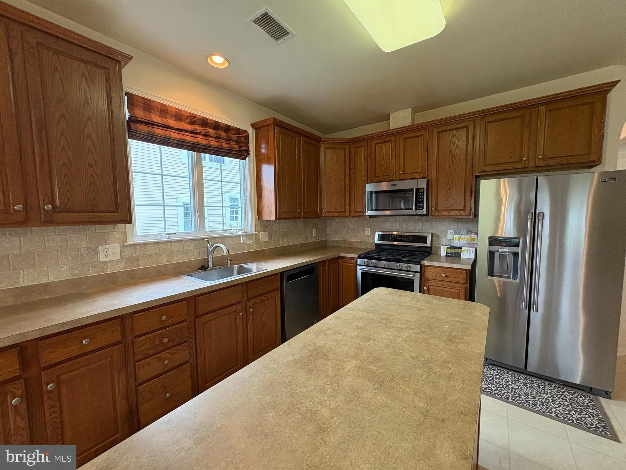 Property Slideshow image 10 of 33 | 59 trainor cir, Bordentown, NJ, 08505