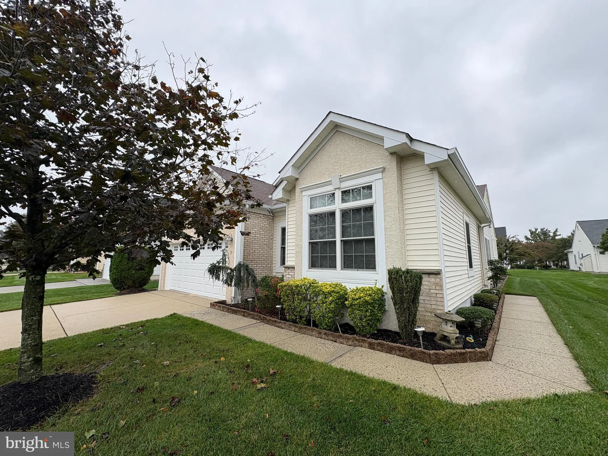 Property Slideshow image 4 of 33 | 59 trainor cir, Bordentown, NJ, 08505