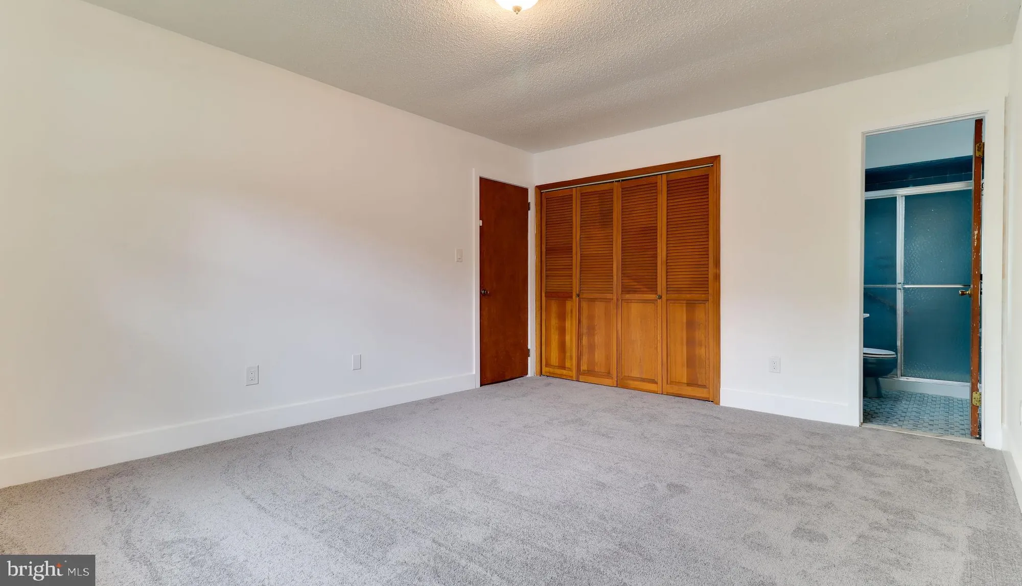 Property Slideshow image 16 of 28 | 1 whitecap way, Brick, NJ, 08723