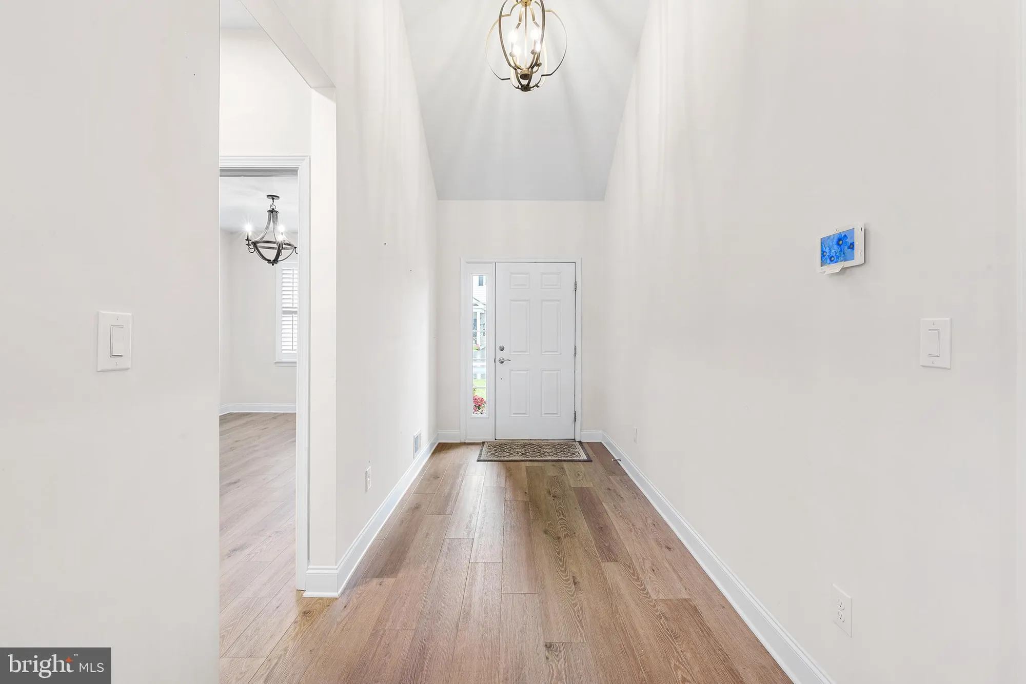 Property Slideshow image 8 of 41 | 116 american way, Downingtown, PA, 19335