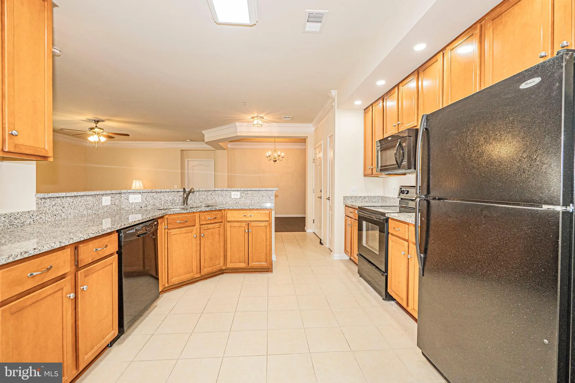 Property Slideshow image 4 of 29 | 1405 wigeon way unit 206, Gambrills, MD, 21054