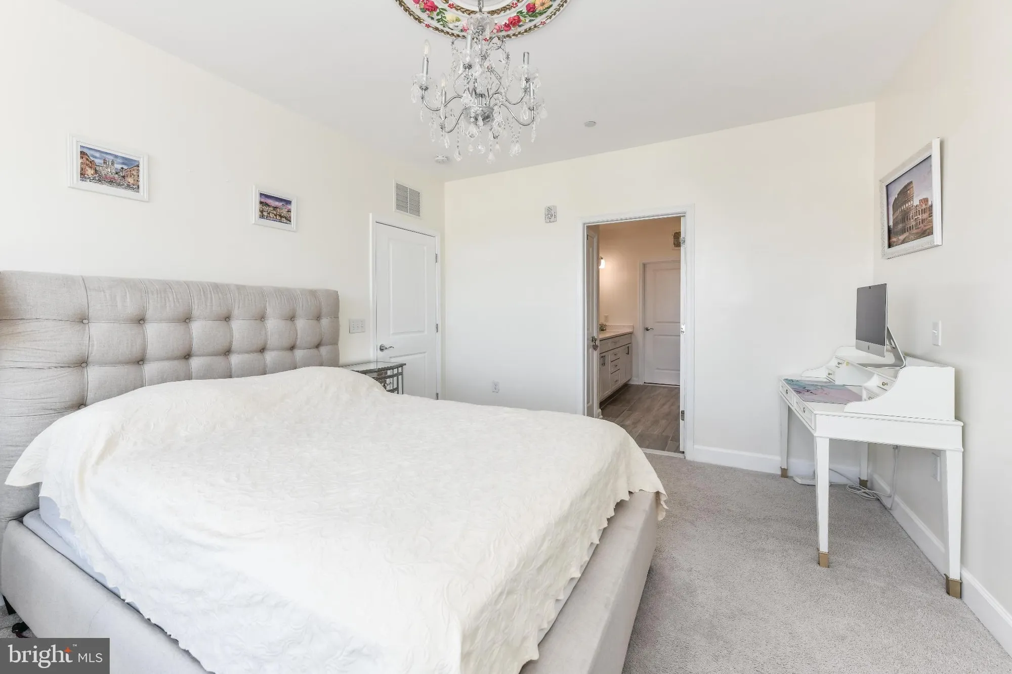 Property Slideshow image 24 of 44 | 2960 vaden dr # 2-406, Fairfax, VA, 22031