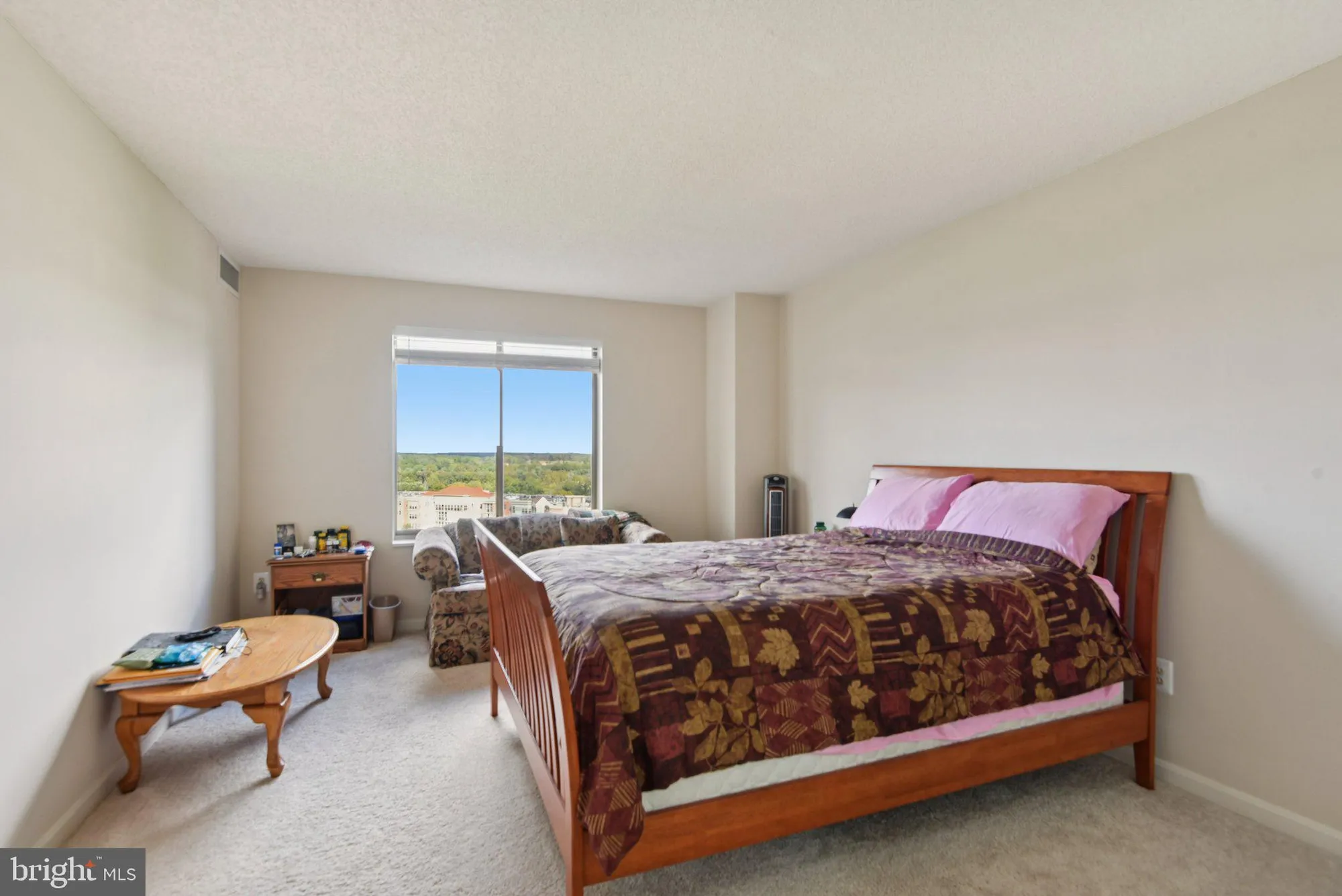 Property Slideshow image 22 of 38 | 19385 cypress ridge ter 815, Leesburg, VA, 20176