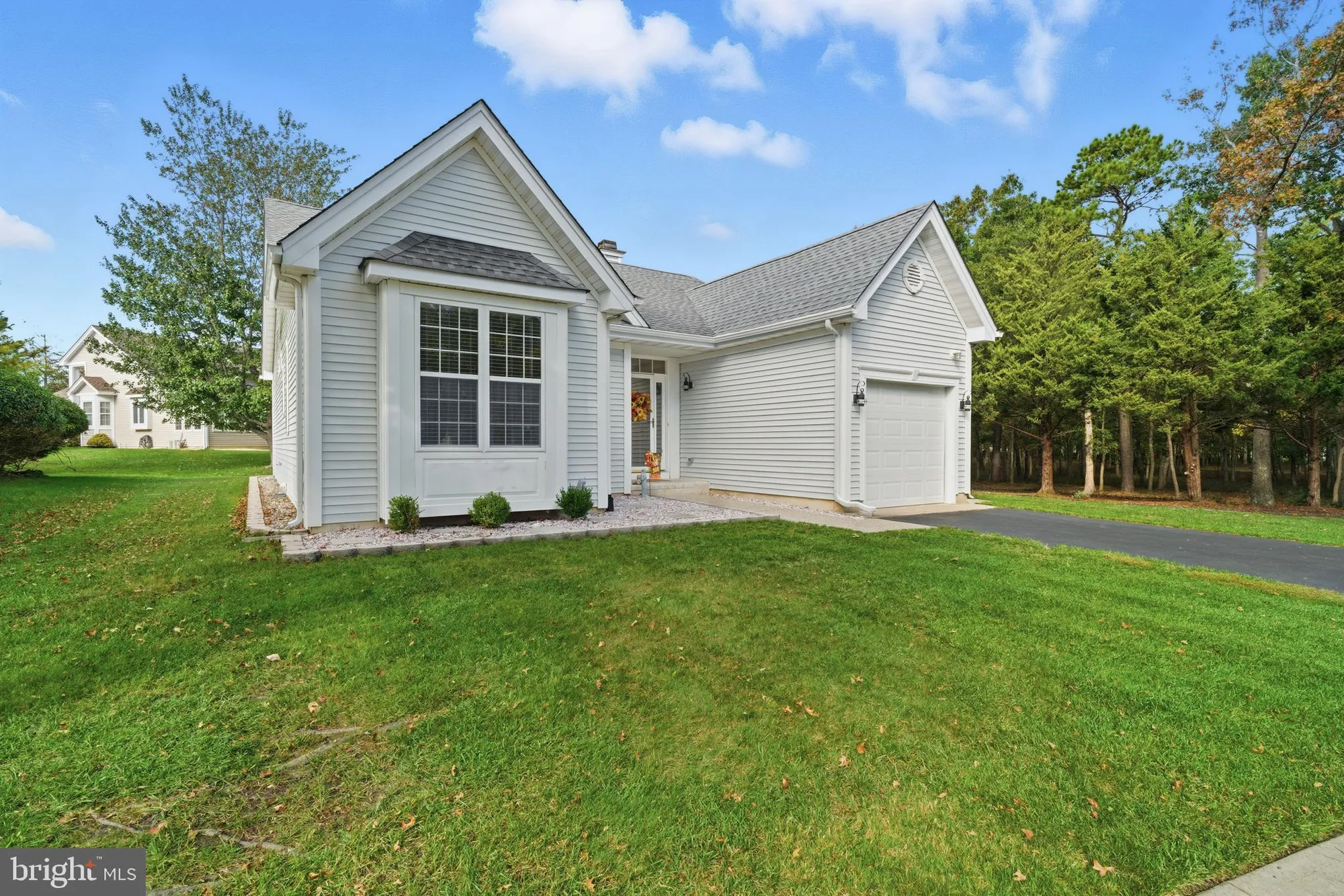 Property Slideshow image 2 of 59 | 7 river bend ct, Barnegat, NJ, 08005