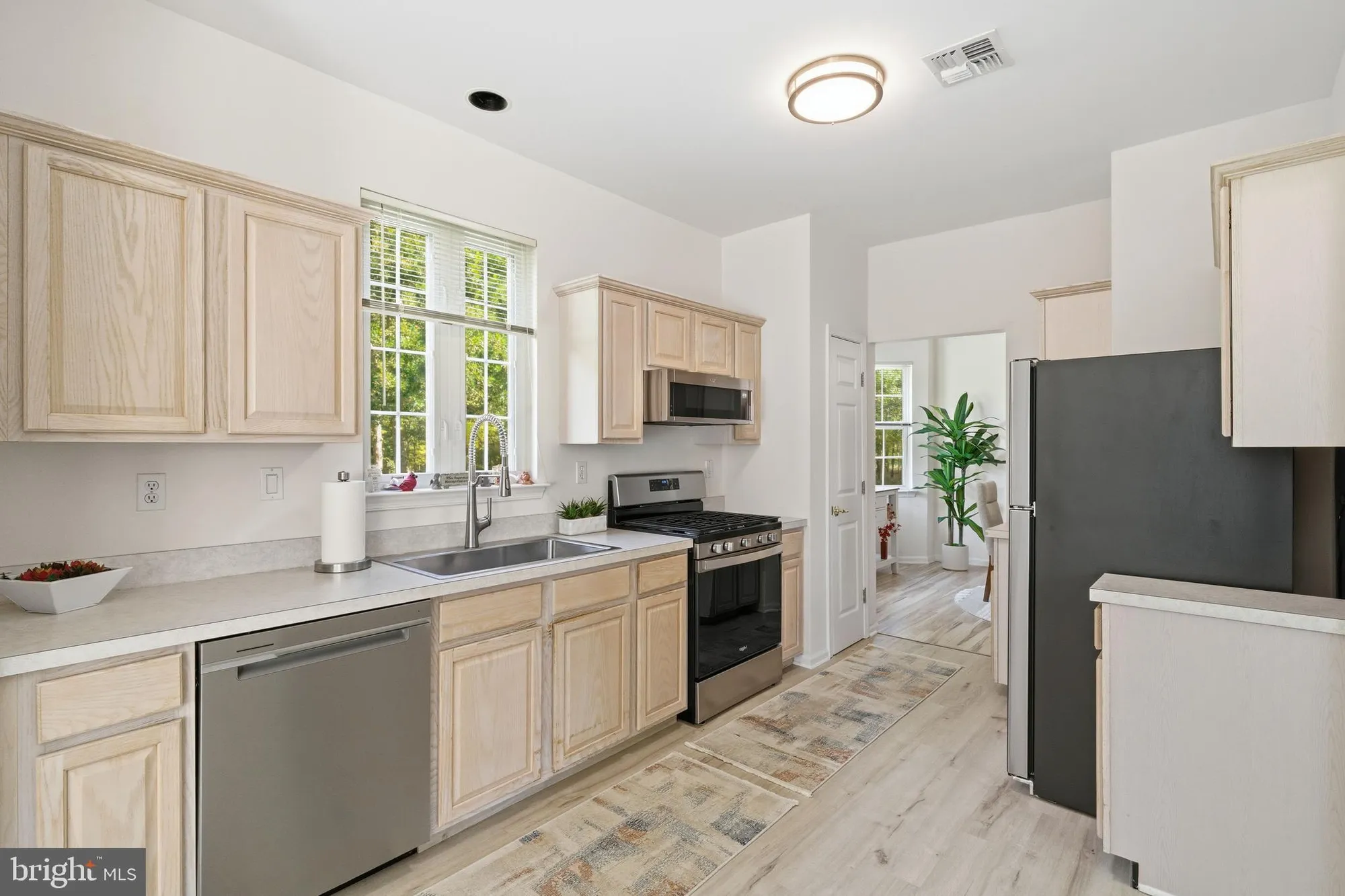 Property Slideshow image 20 of 59 | 7 river bend ct, Barnegat, NJ, 08005