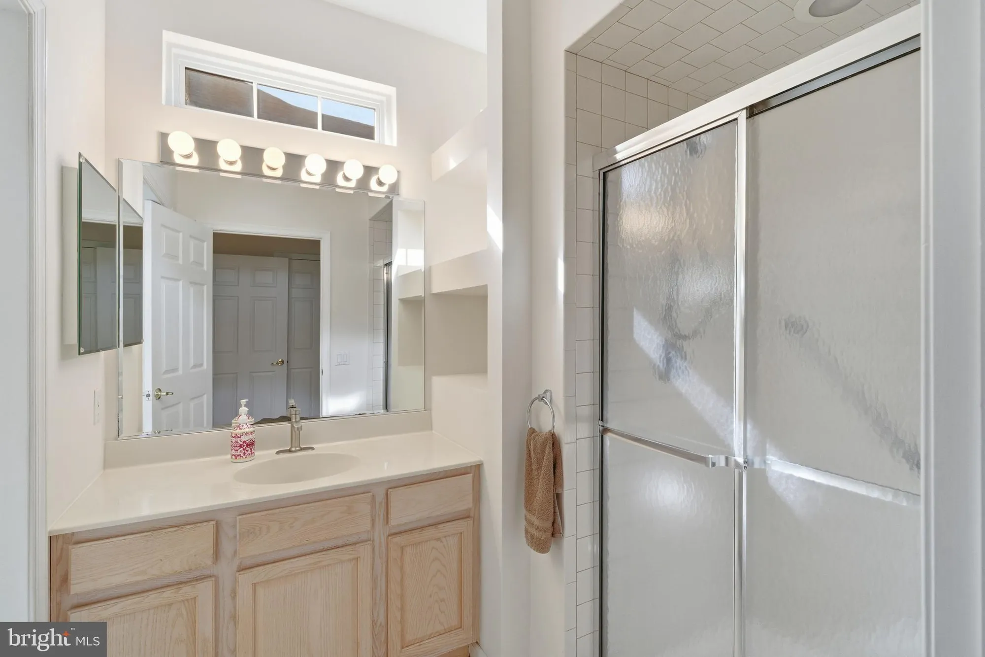 Property Slideshow image 31 of 59 | 7 river bend ct, Barnegat, NJ, 08005