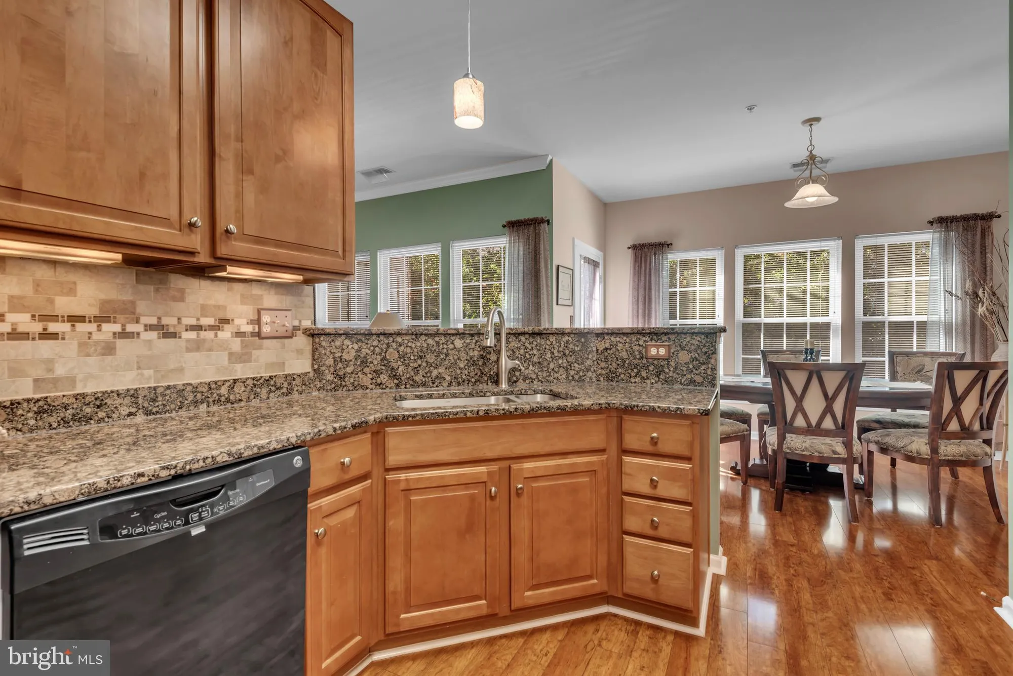 Property Slideshow image 17 of 41 | 2605 clarion ct apt 303, Odenton, MD, 21113