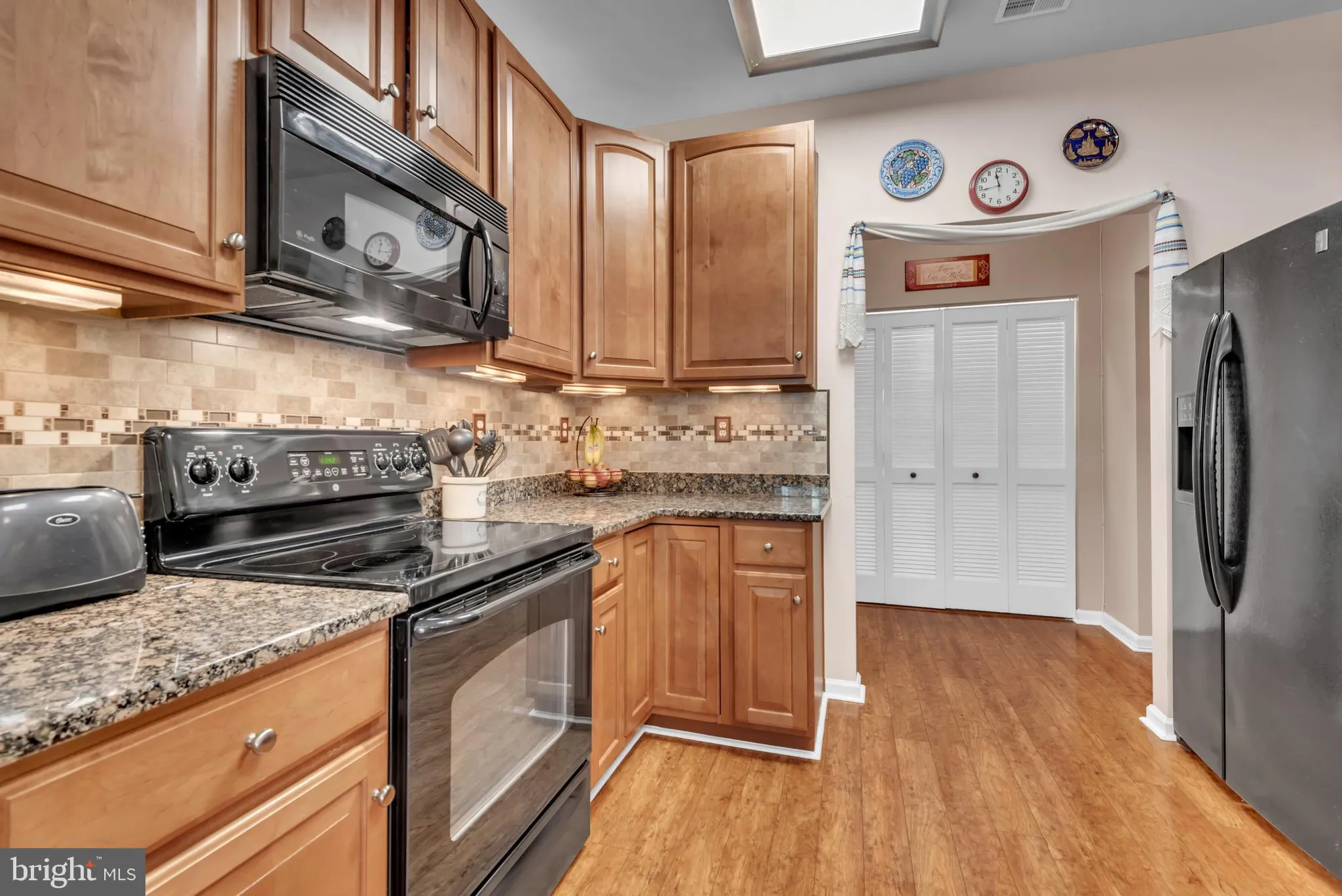 Property Slideshow image 20 of 41 | 2605 clarion ct apt 303, Odenton, MD, 21113