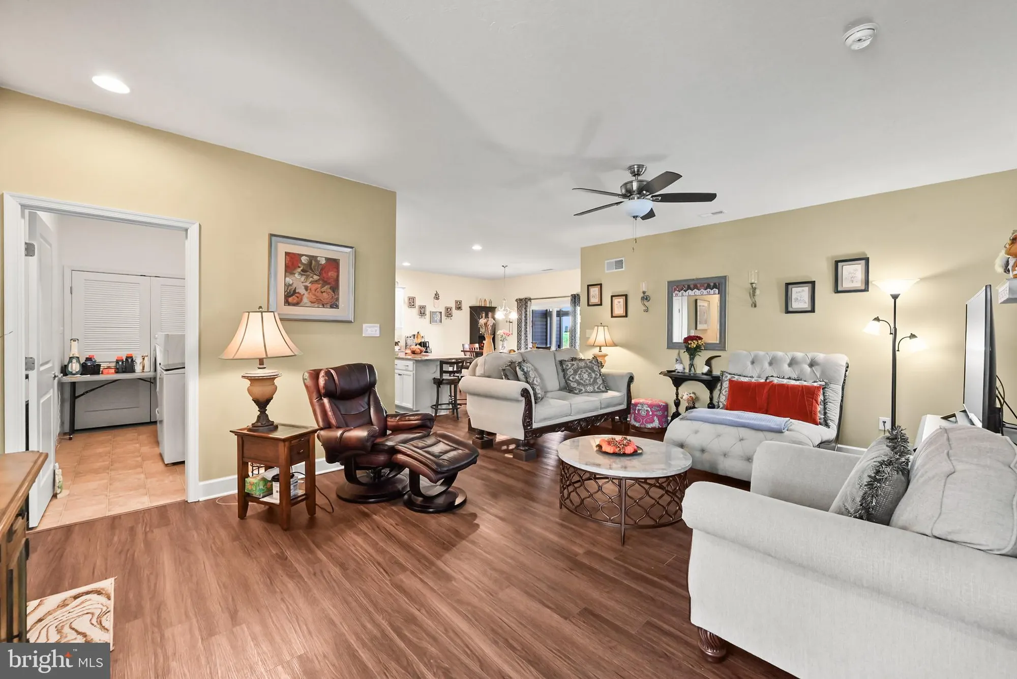 Property Slideshow image 19 of 36 | 679 cypress dr # 76, Hanover, PA, 17331