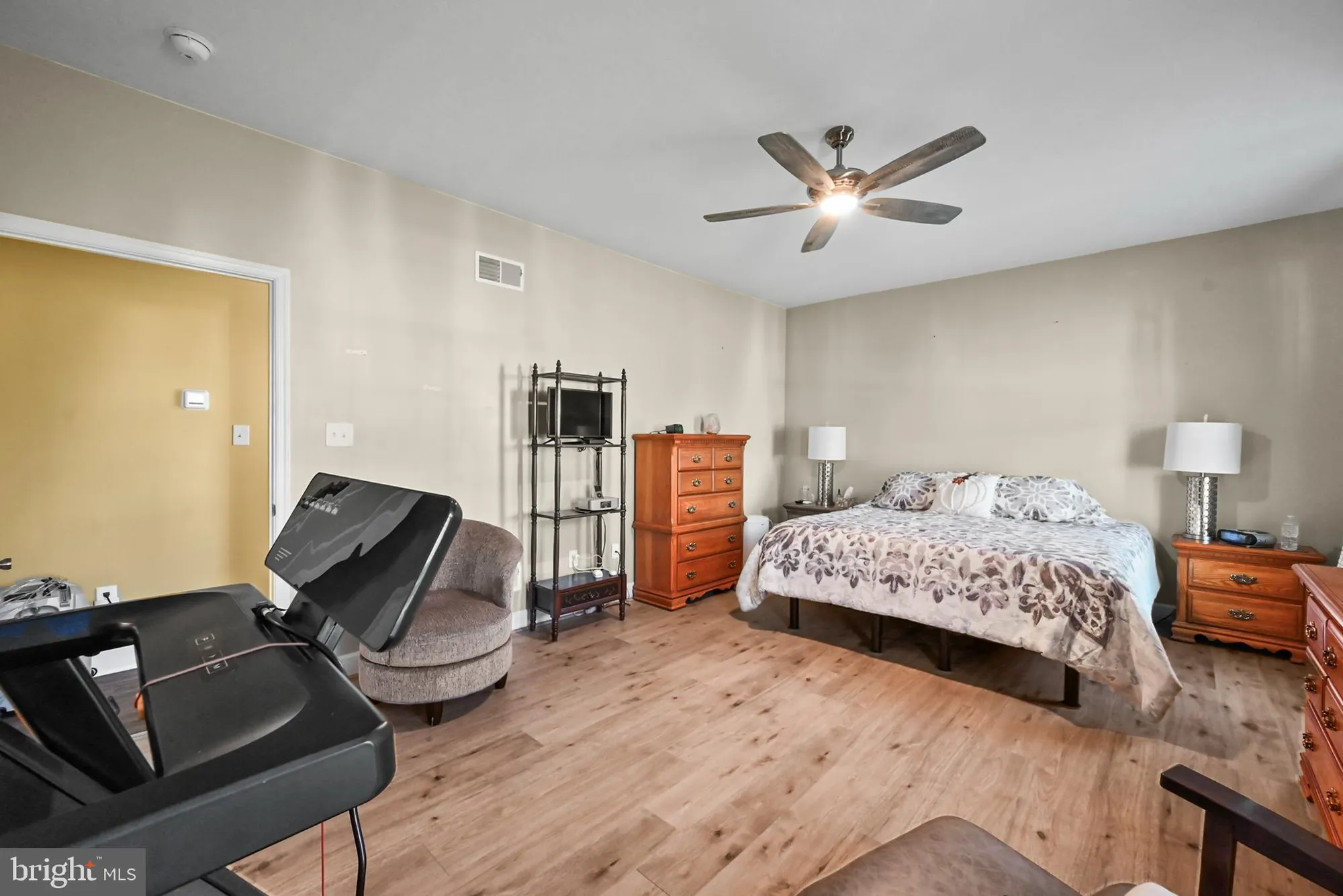 Property Slideshow image 15 of 36 | 679 cypress dr # 76, Hanover, PA, 17331