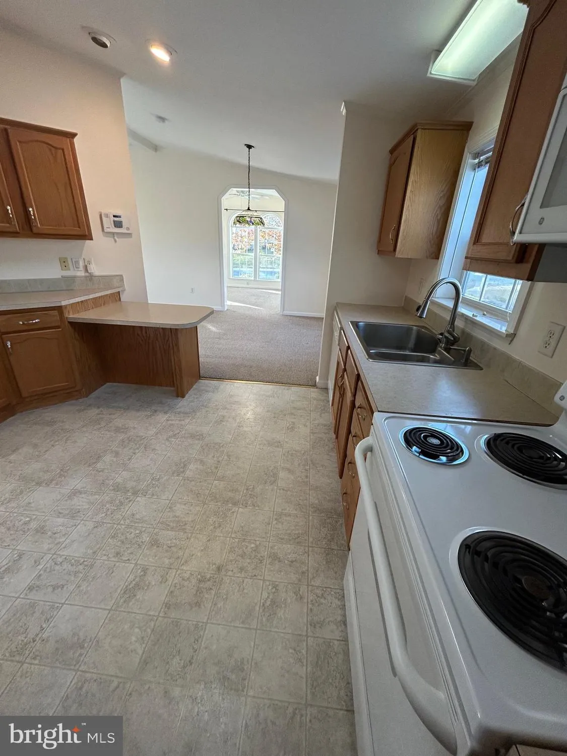 Property Slideshow image 7 of 27 | 94 random rd, Douglassville, PA, 19518