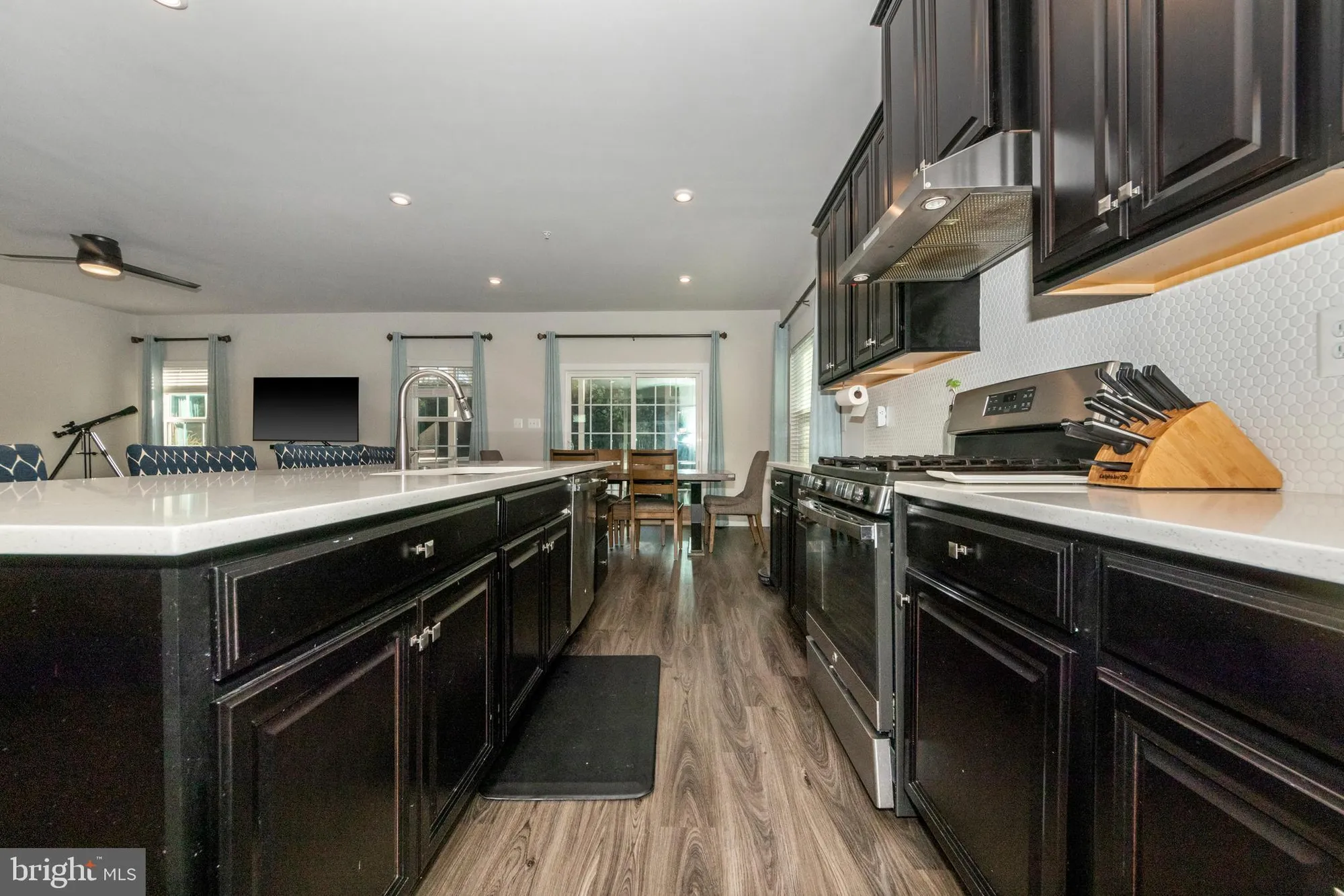 Property Slideshow image 15 of 58 | 1412 serviceberry way, Odenton, MD, 21113