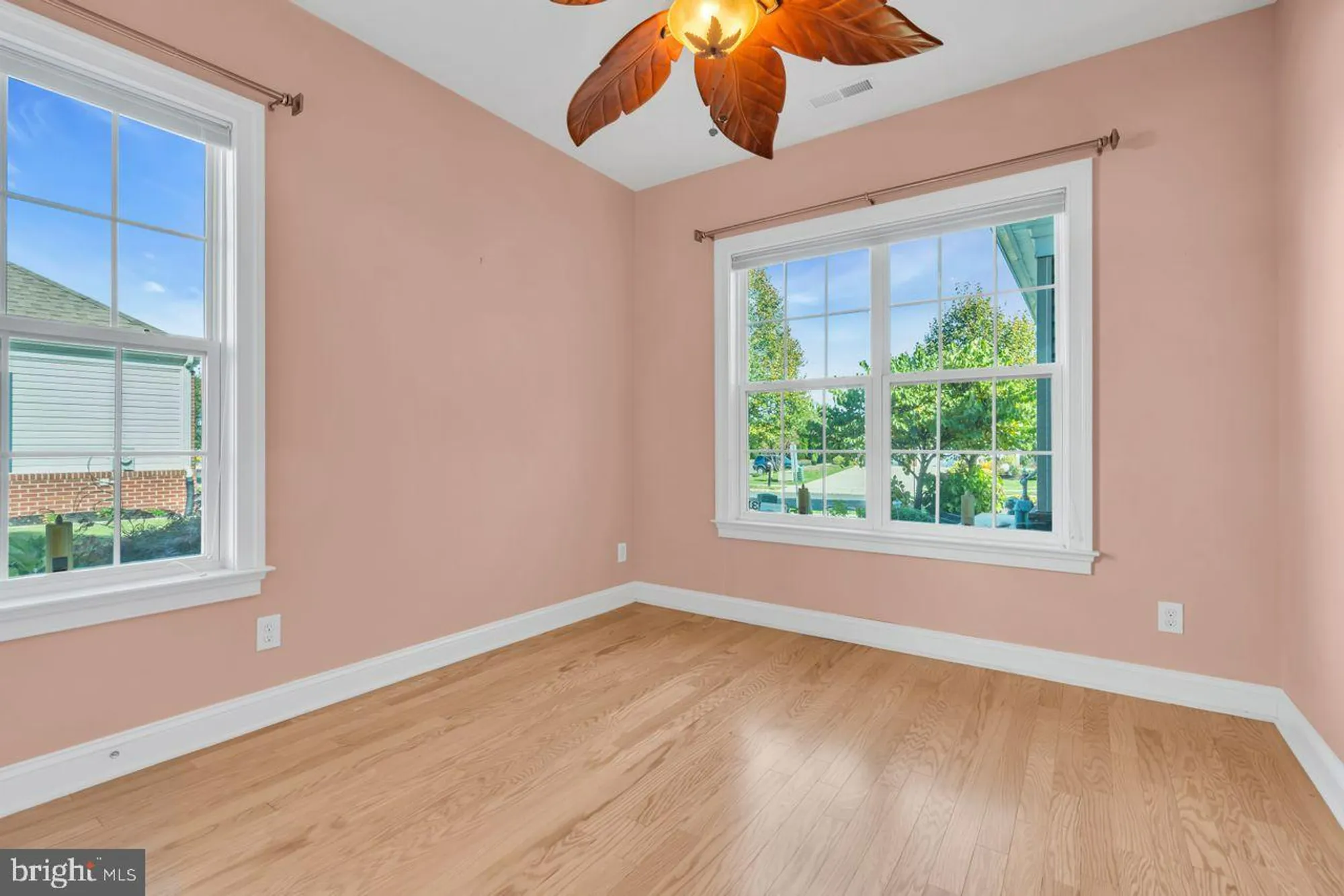Property Slideshow image 13 of 31 | 239 sparrow dr, Hamilton, NJ, 08690