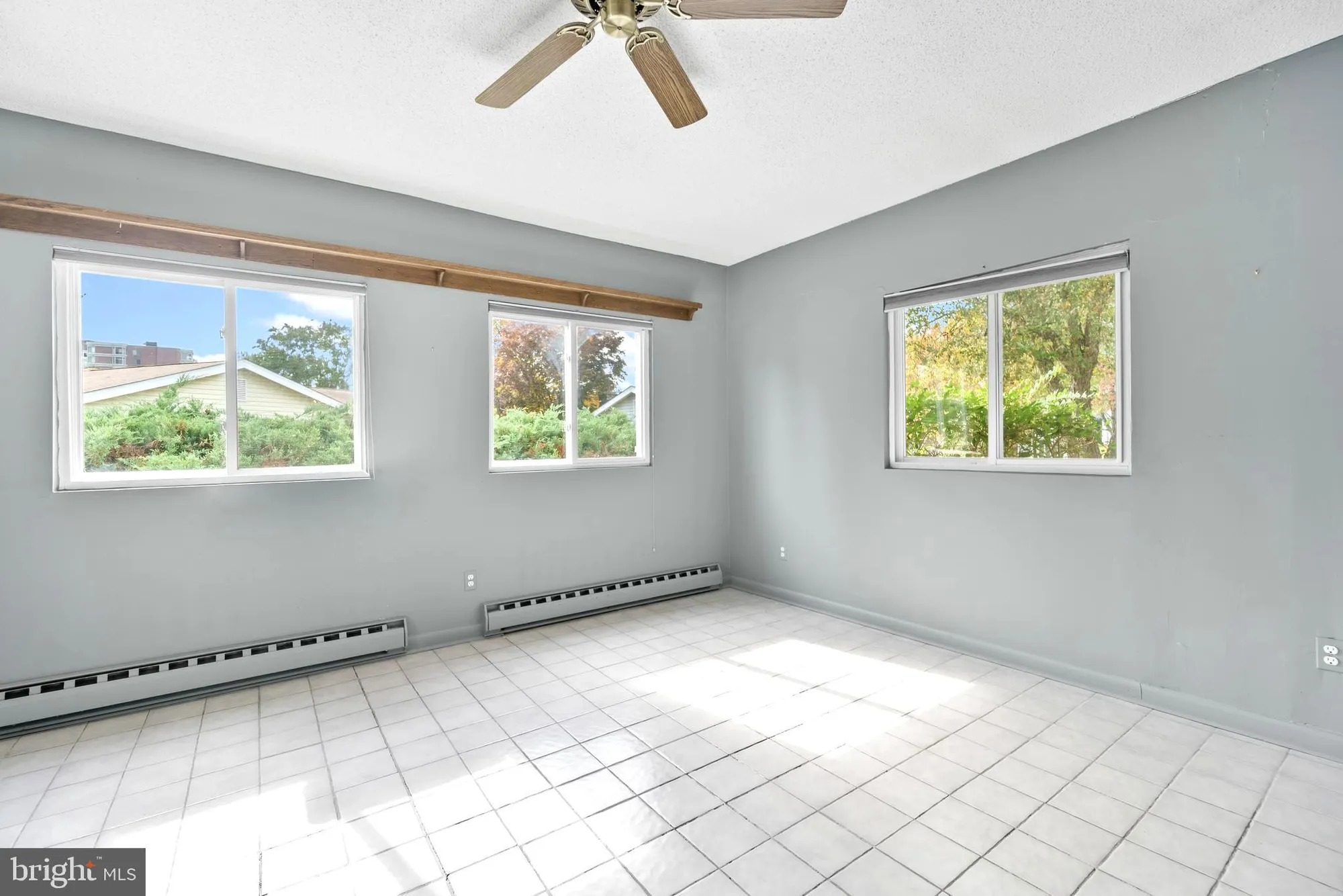 Property Slideshow image 13 of 31 | 15524 prince frederick way # 118-a, Silver Spring, MD, 20906