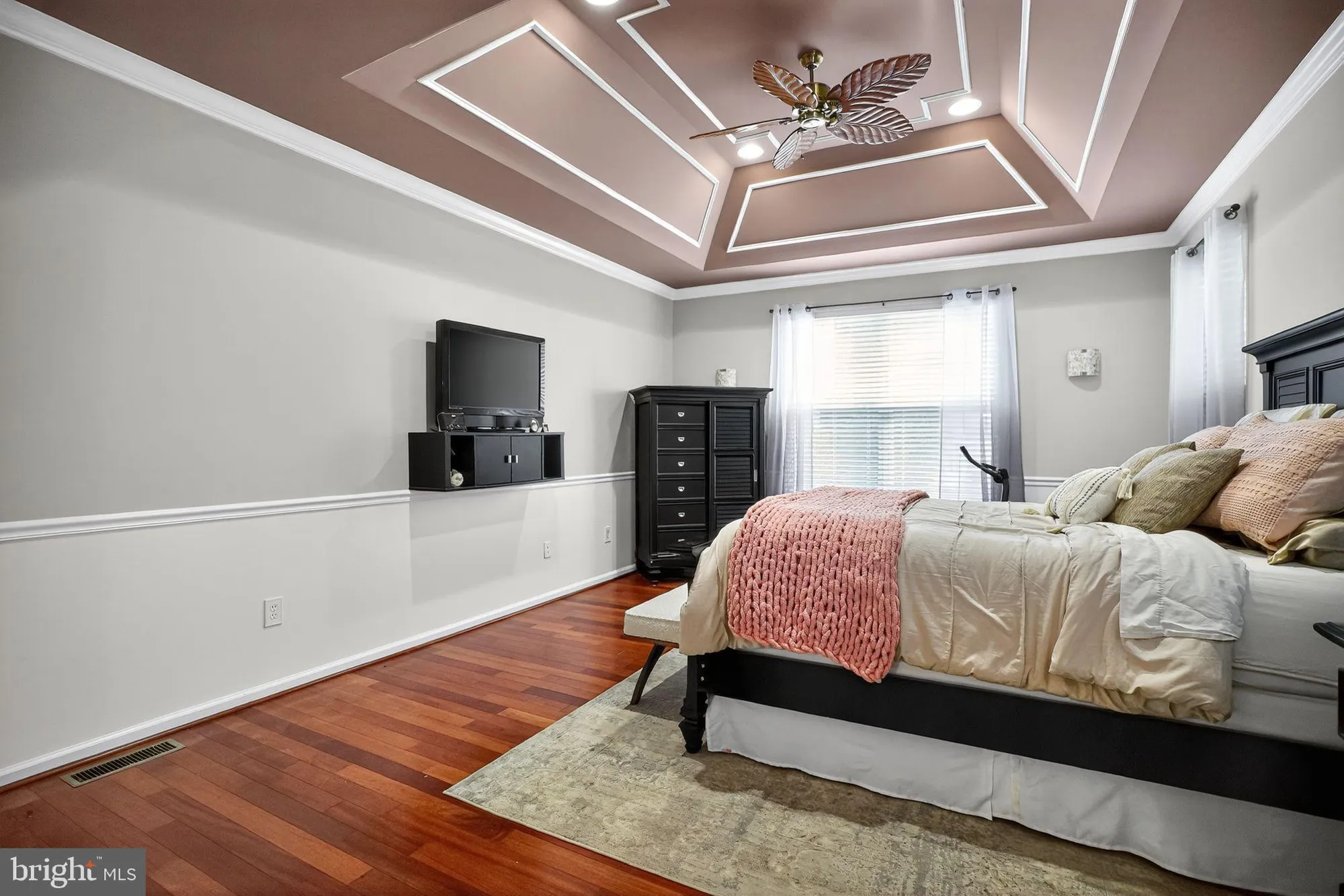 Property Slideshow image 14 of 28 | 1351 creekside ln, Quakertown, PA, 18951