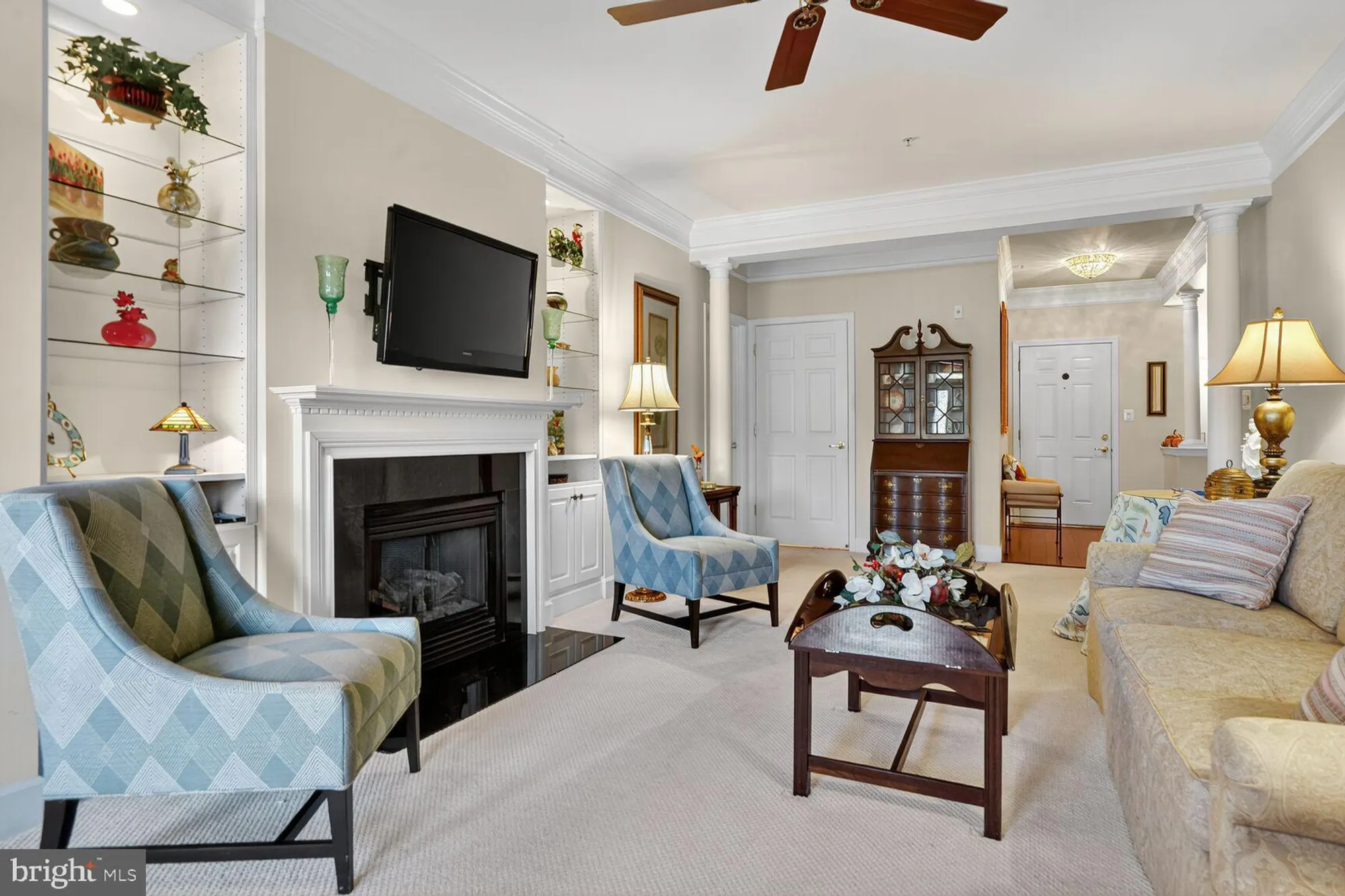 Property Slideshow image 10 of 40 | 7065 heritage hunt dr 203, Gainesville, VA, 20155