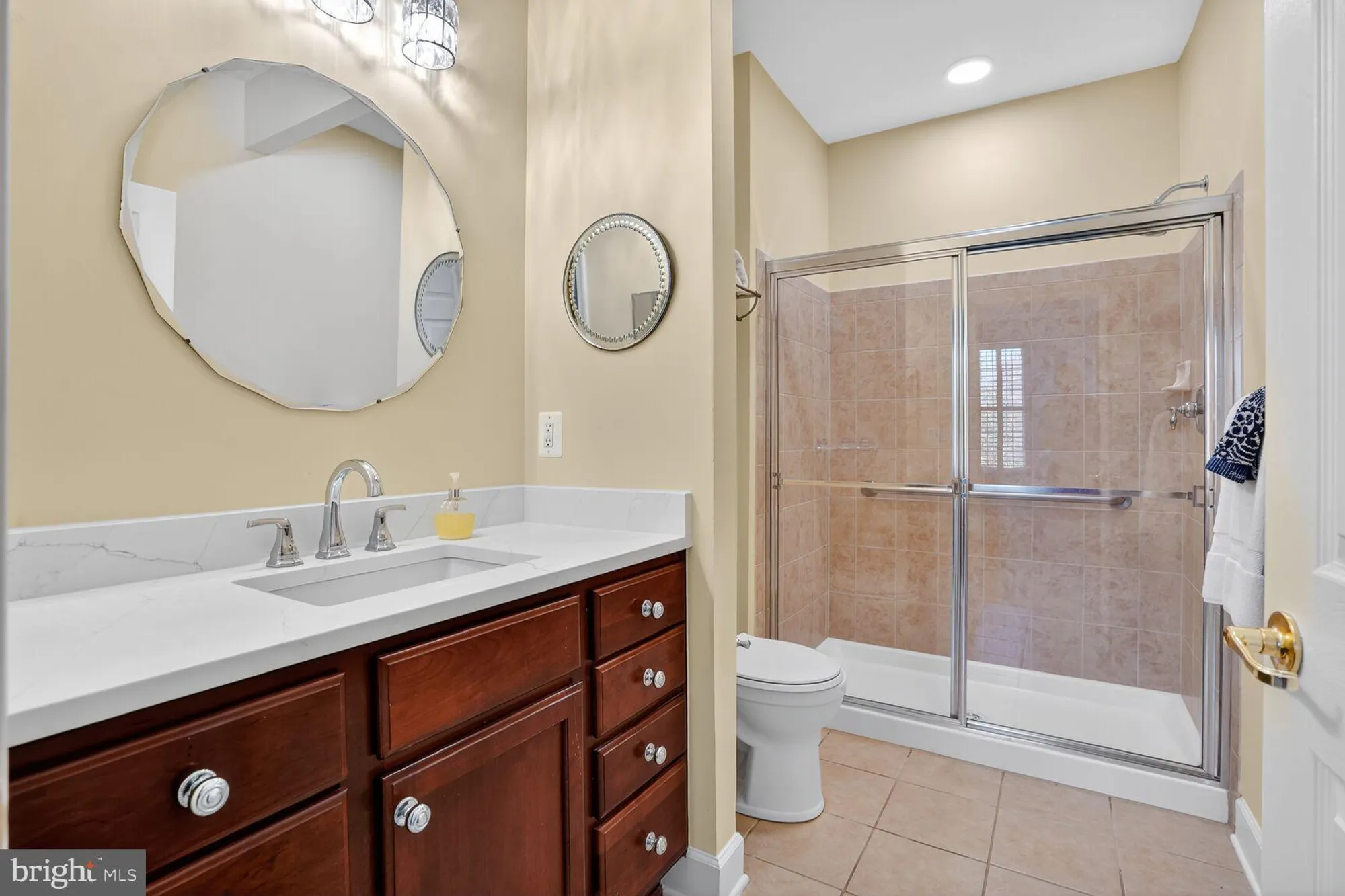 Property Slideshow image 24 of 40 | 7065 heritage hunt dr 203, Gainesville, VA, 20155