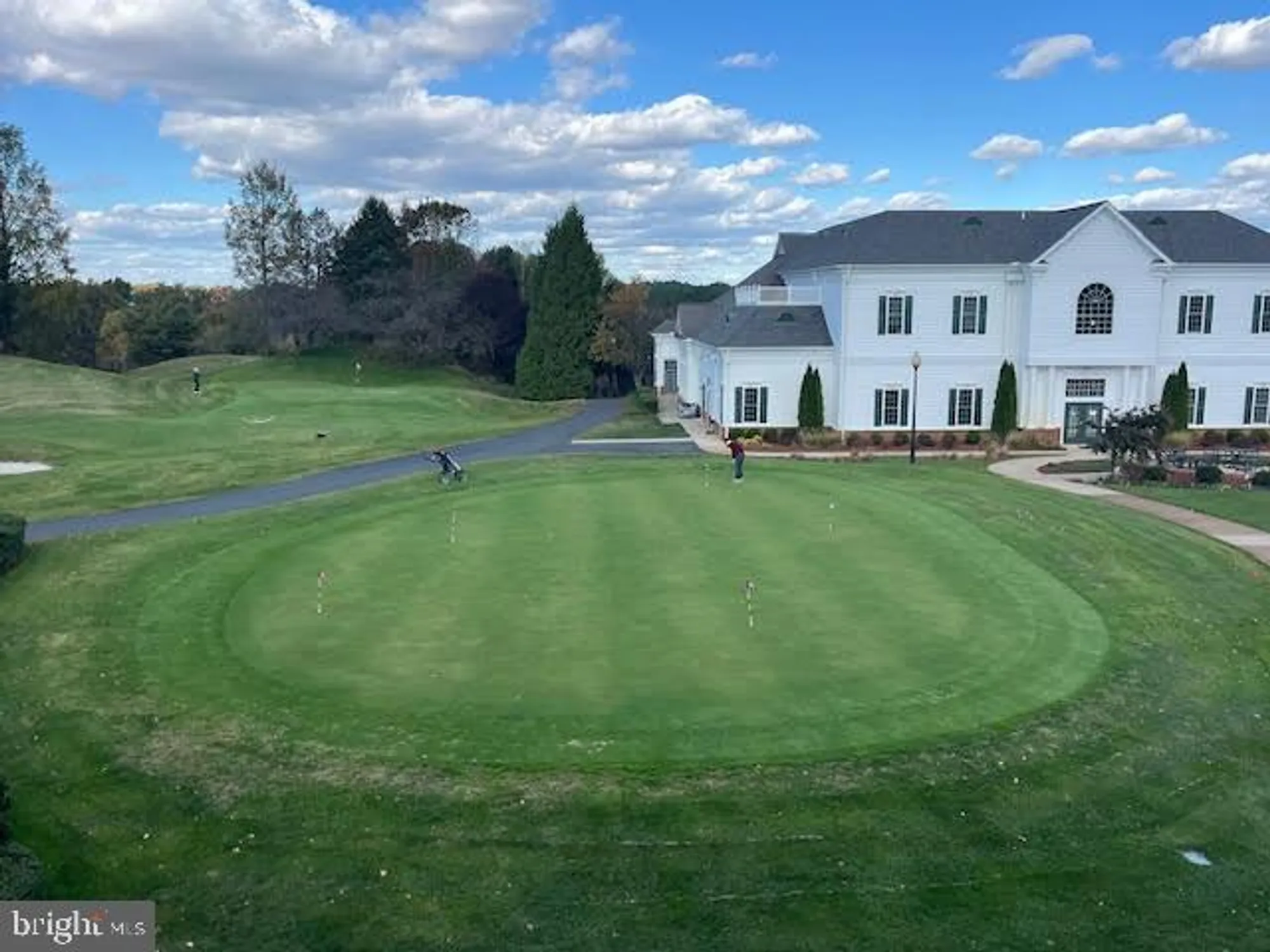 Property Slideshow image 39 of 40 | 7065 heritage hunt dr 203, Gainesville, VA, 20155