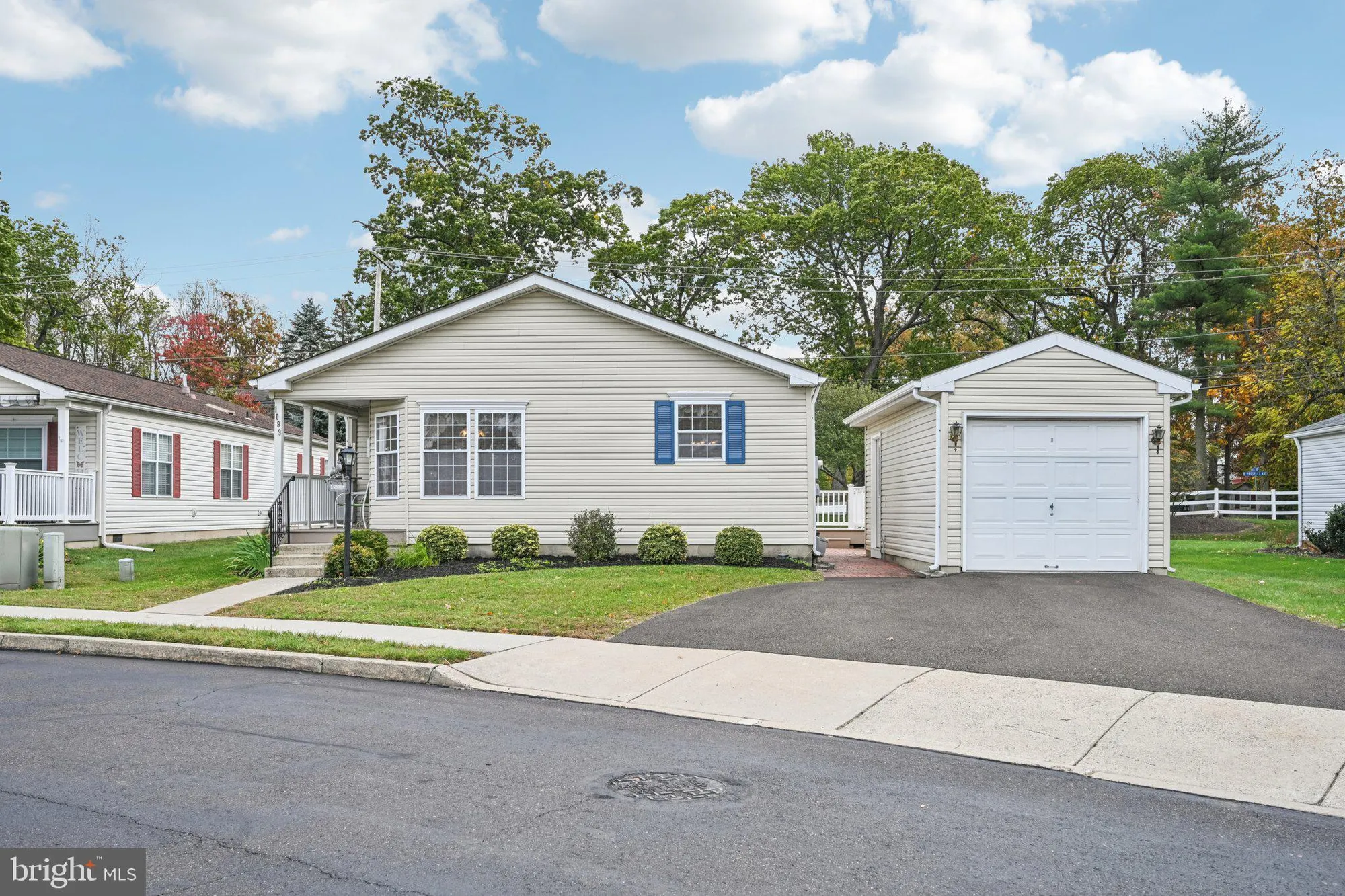 Property Slideshow image 3 of 64 | 1099 jfk dr, North Wales, PA, 19454