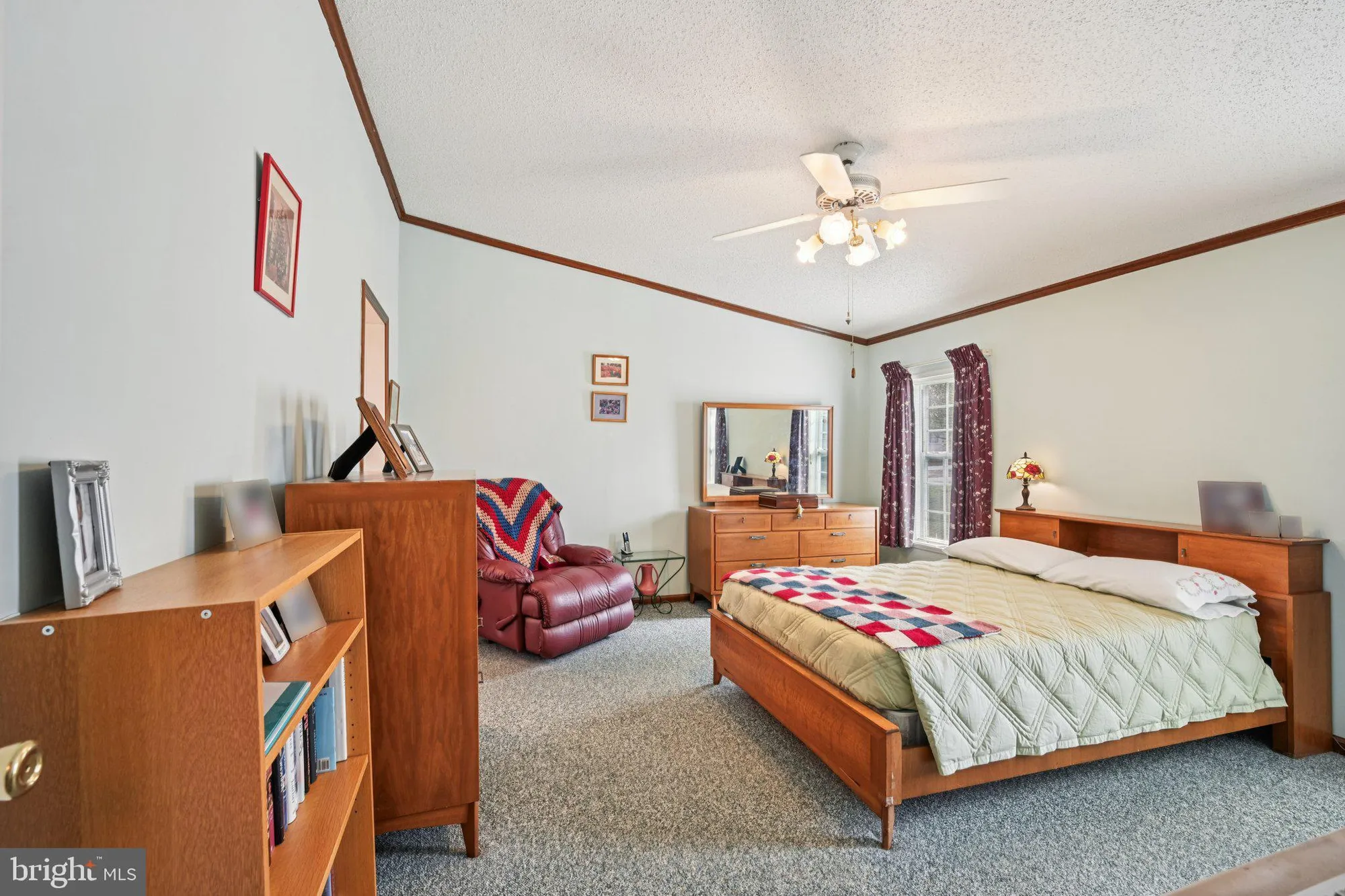 Property Slideshow image 24 of 64 | 1099 jfk dr, North Wales, PA, 19454