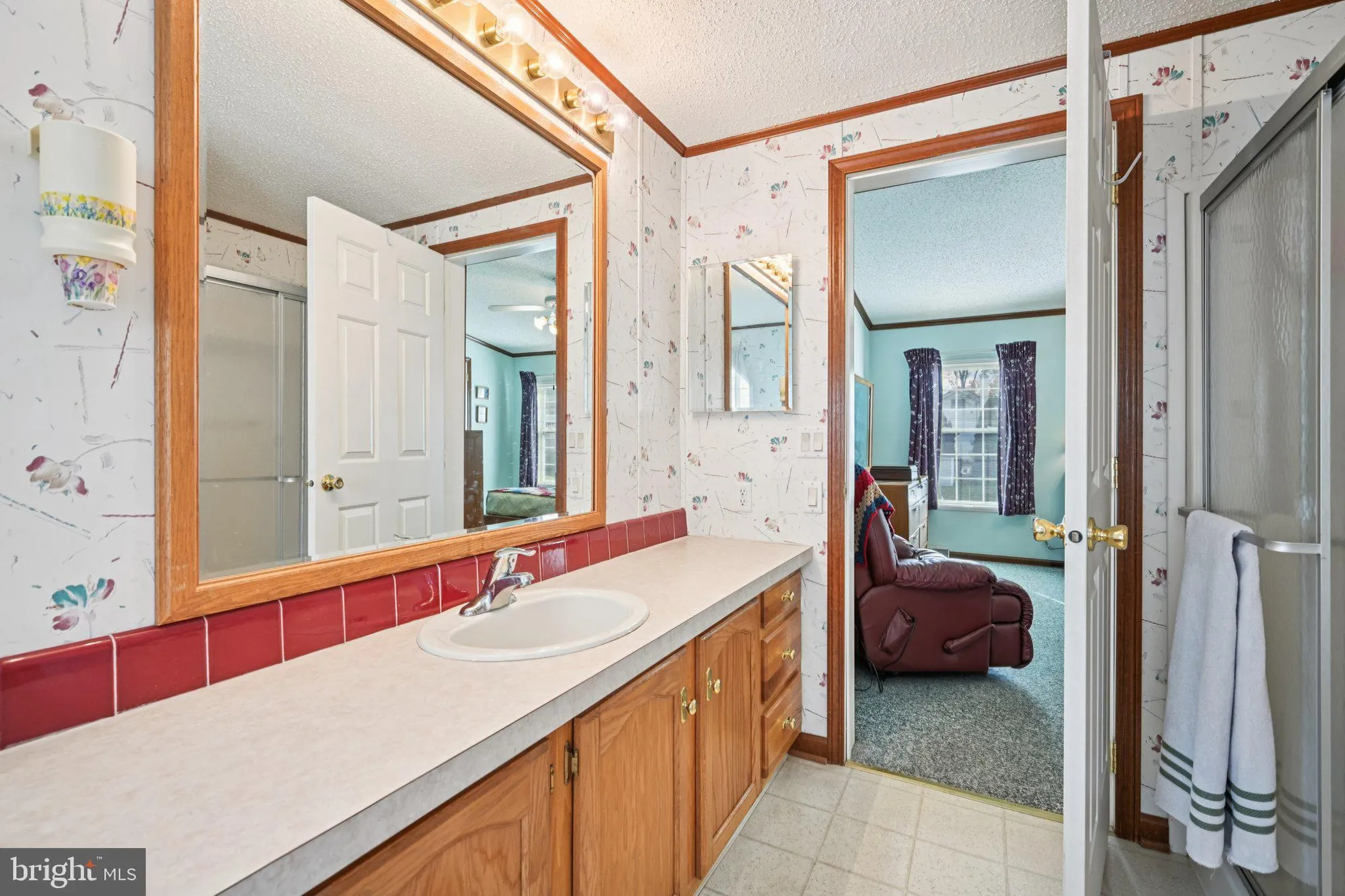 Property Slideshow image 30 of 64 | 1099 jfk dr, North Wales, PA, 19454