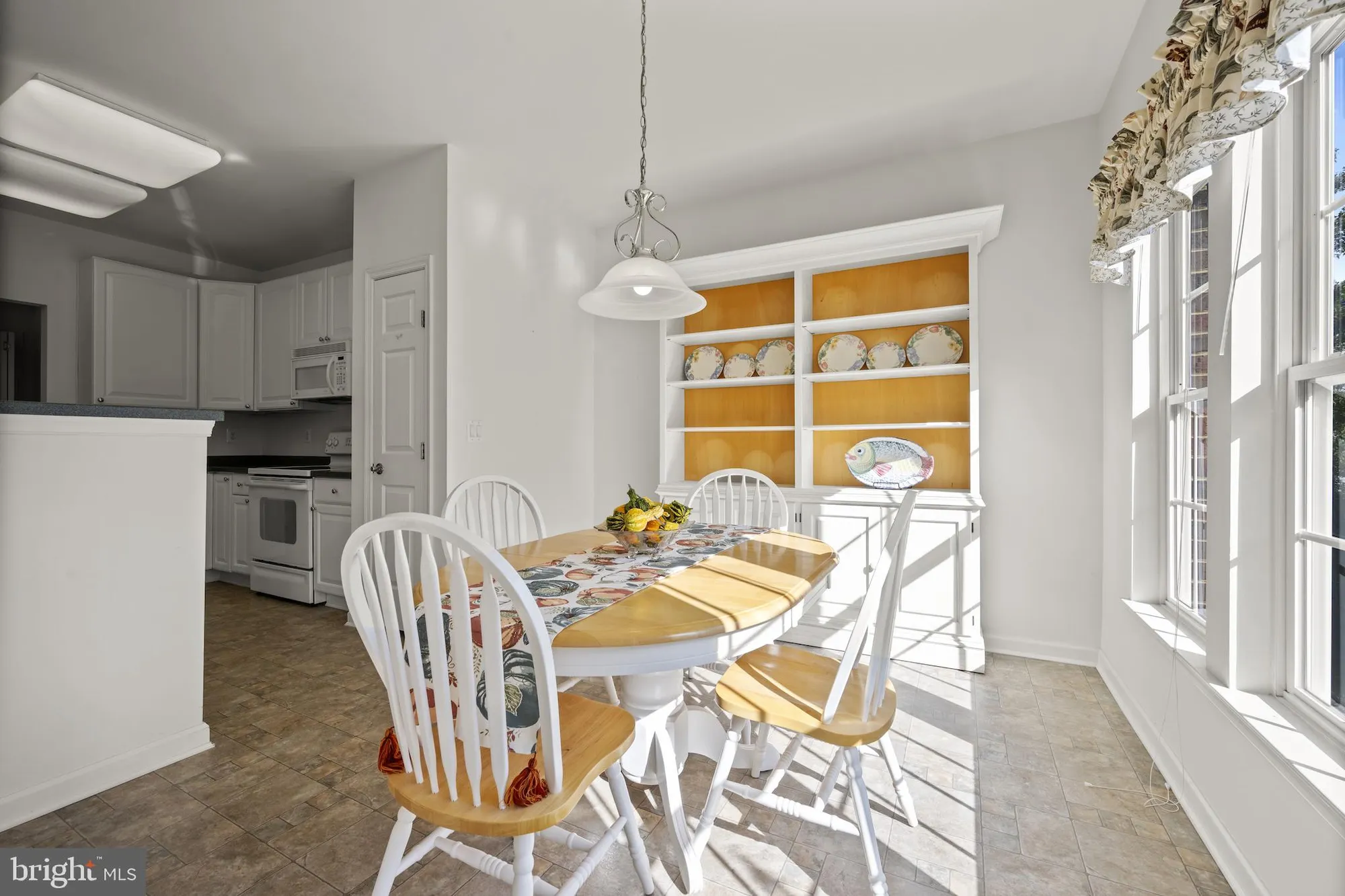 Property Slideshow image 9 of 34 | 8100 hickory high ct h, Ellicott City, MD, 21043