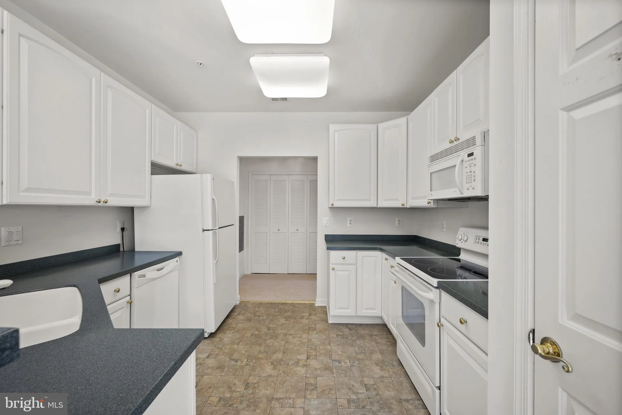 Property Slideshow image 5 of 34 | 8100 hickory high ct h, Ellicott City, MD, 21043