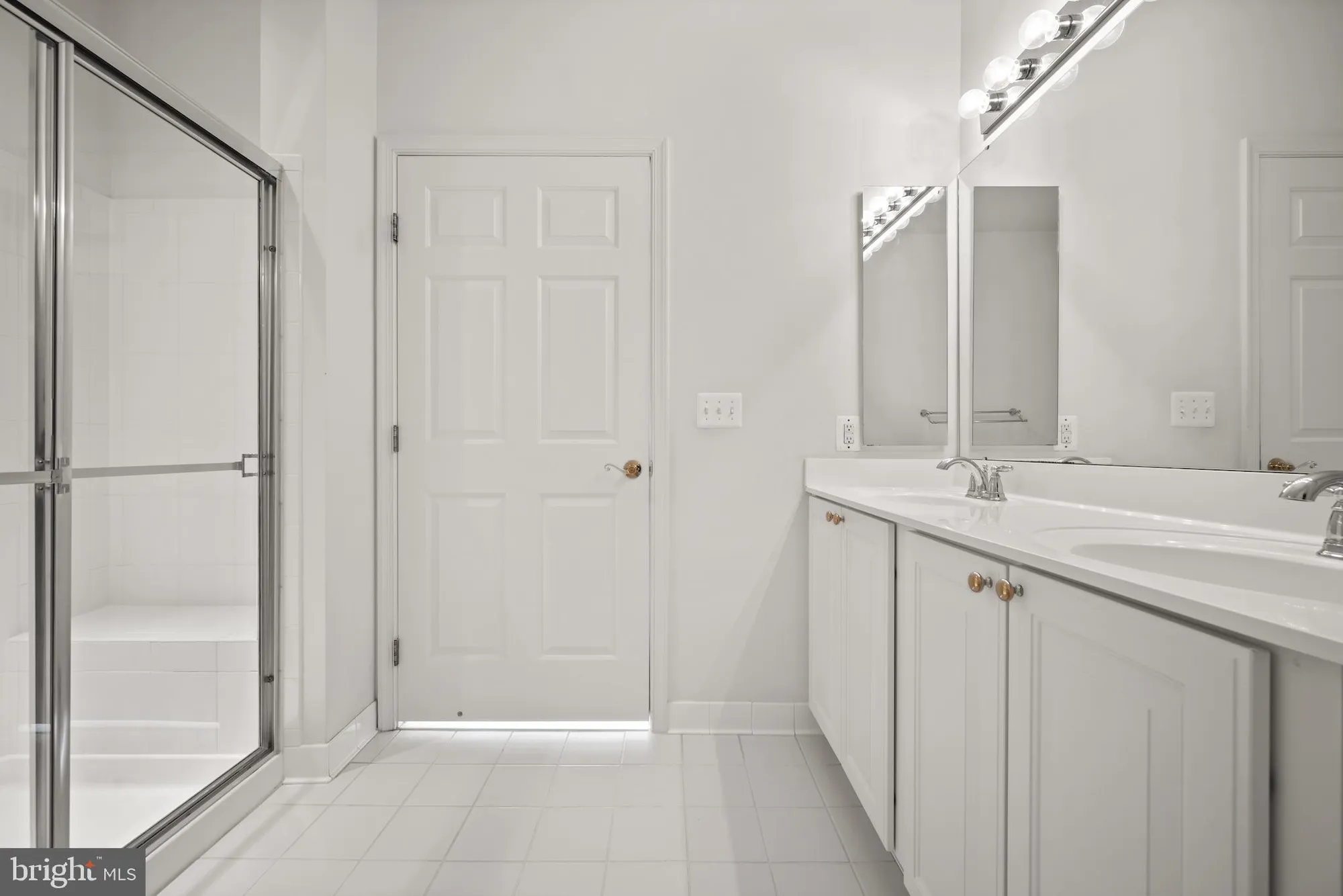Property Slideshow image 19 of 34 | 8100 hickory high ct h, Ellicott City, MD, 21043