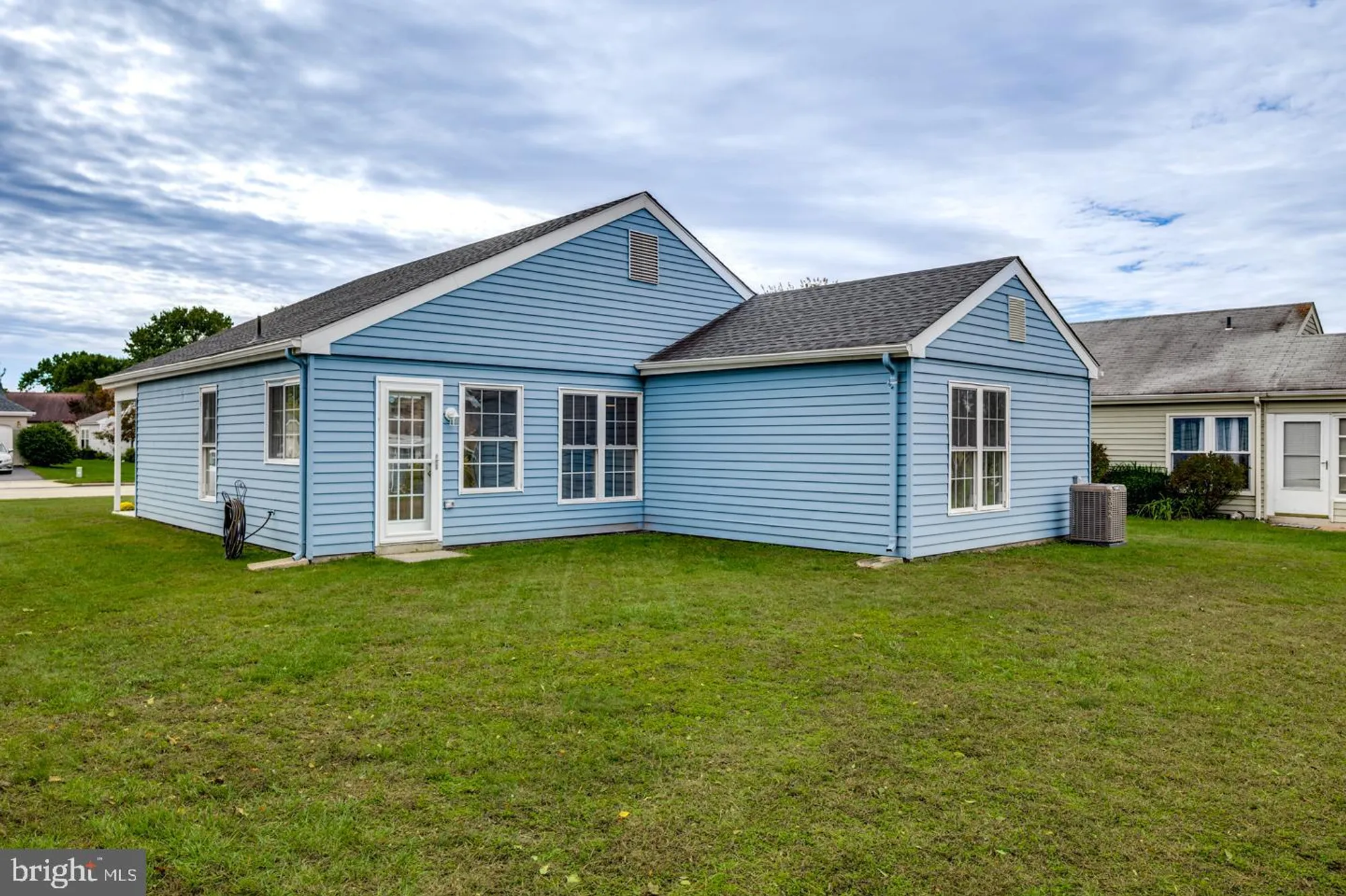 Property Slideshow image 34 of 47 | 248 huntington dr, Southampton, NJ, 08088