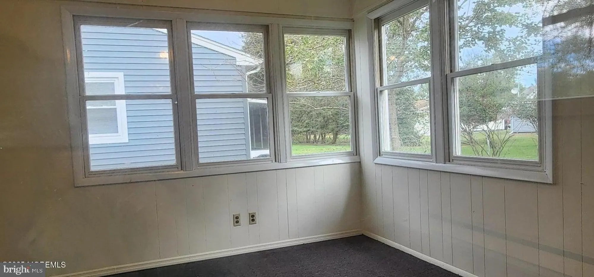 Property Slideshow image 9 of 15 | 77 brakenbury dr, Toms River, NJ, 08757